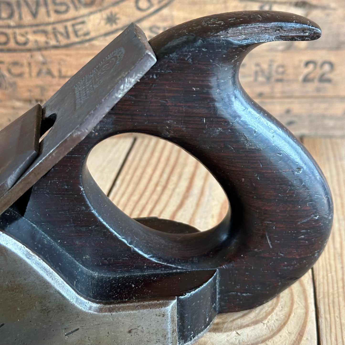 N1148 Antique UNIQUE SMOOTHING plane with Rosewood infill