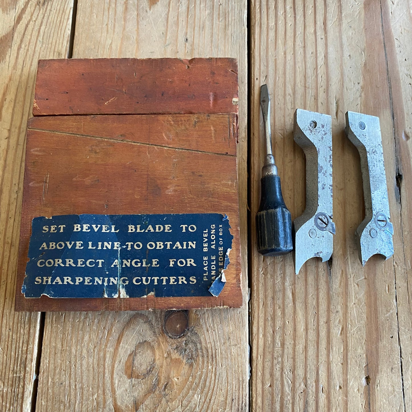 RARE! H2368 Vintage STANLEY USA No.444 Dovetail Tongue & Groove PLANE with cutters IOB