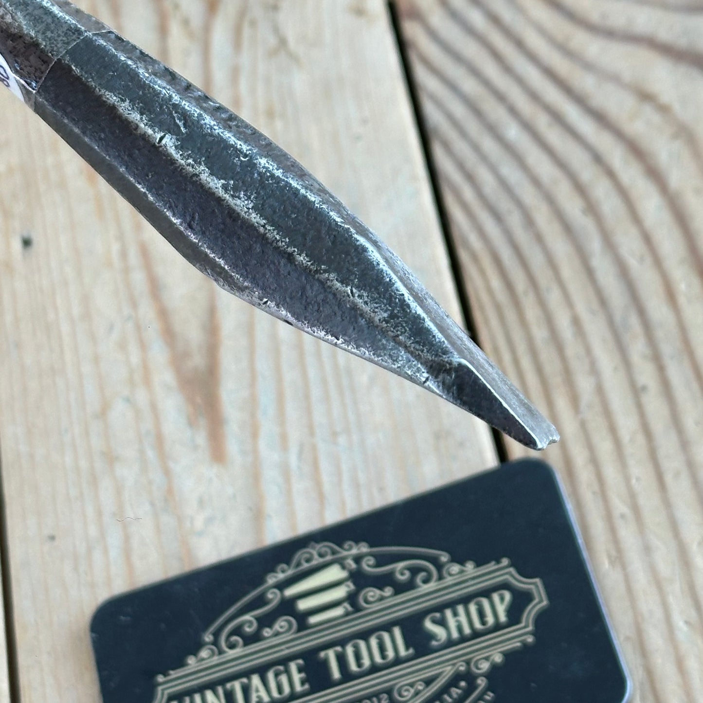 H2280 Vintage KENNEDY & HITCHINS CAULKING IRON shipwright tool