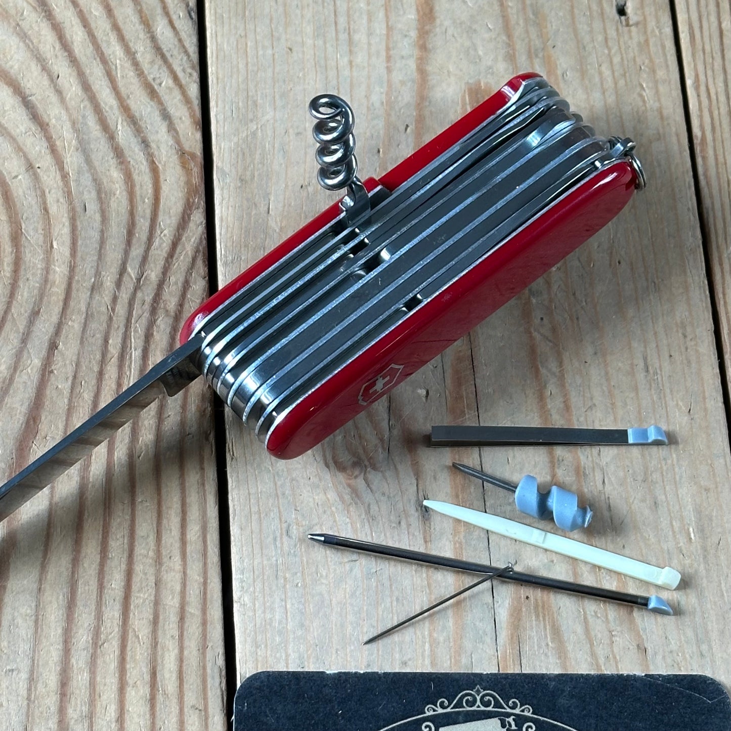 K46 ICONIC! Vintage Victorinox SWISS CHAMP 33 Tool SWISS ARMY KNIFE