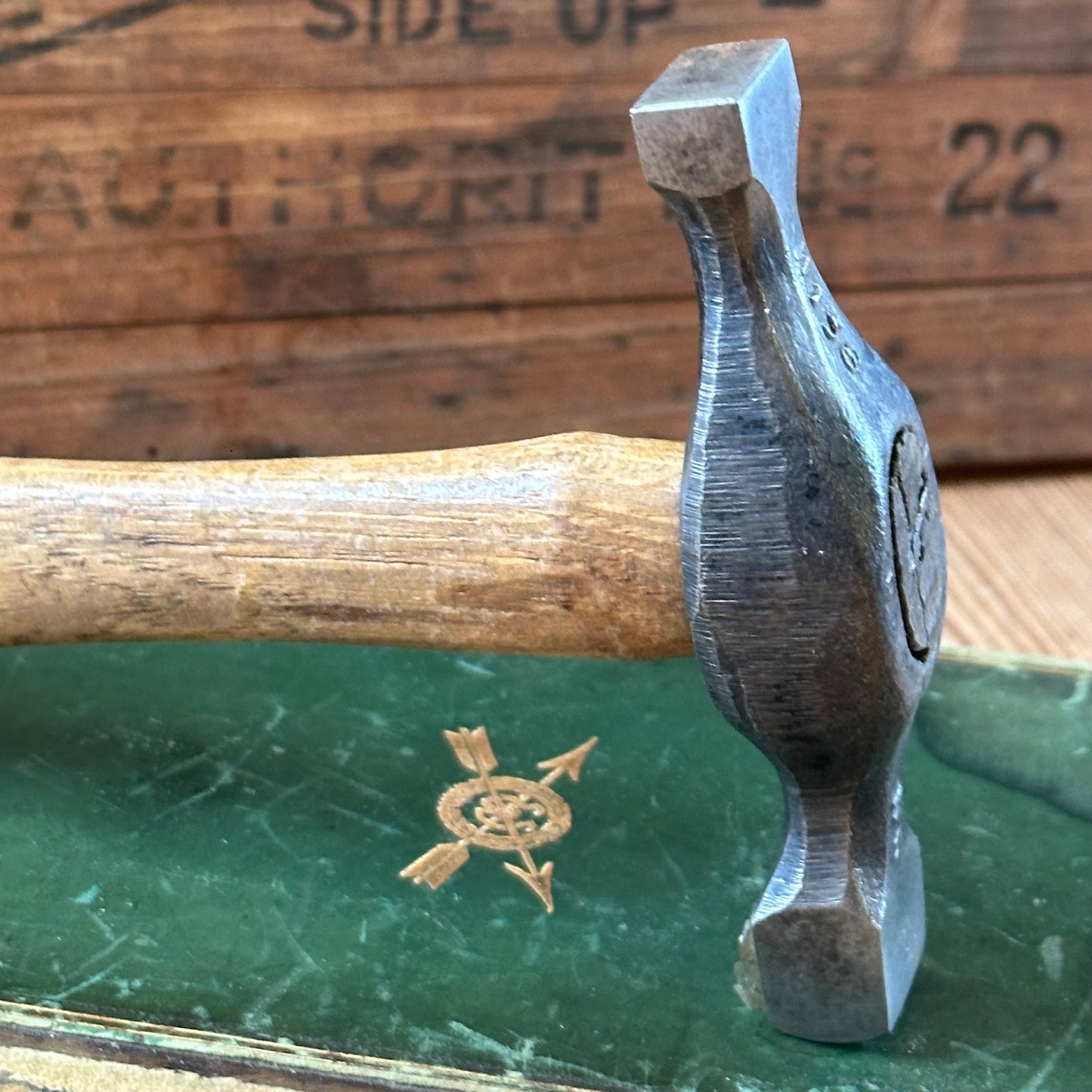D1846 Vintage WHITEHOUSE England Jewellers Metalworking HAMMER