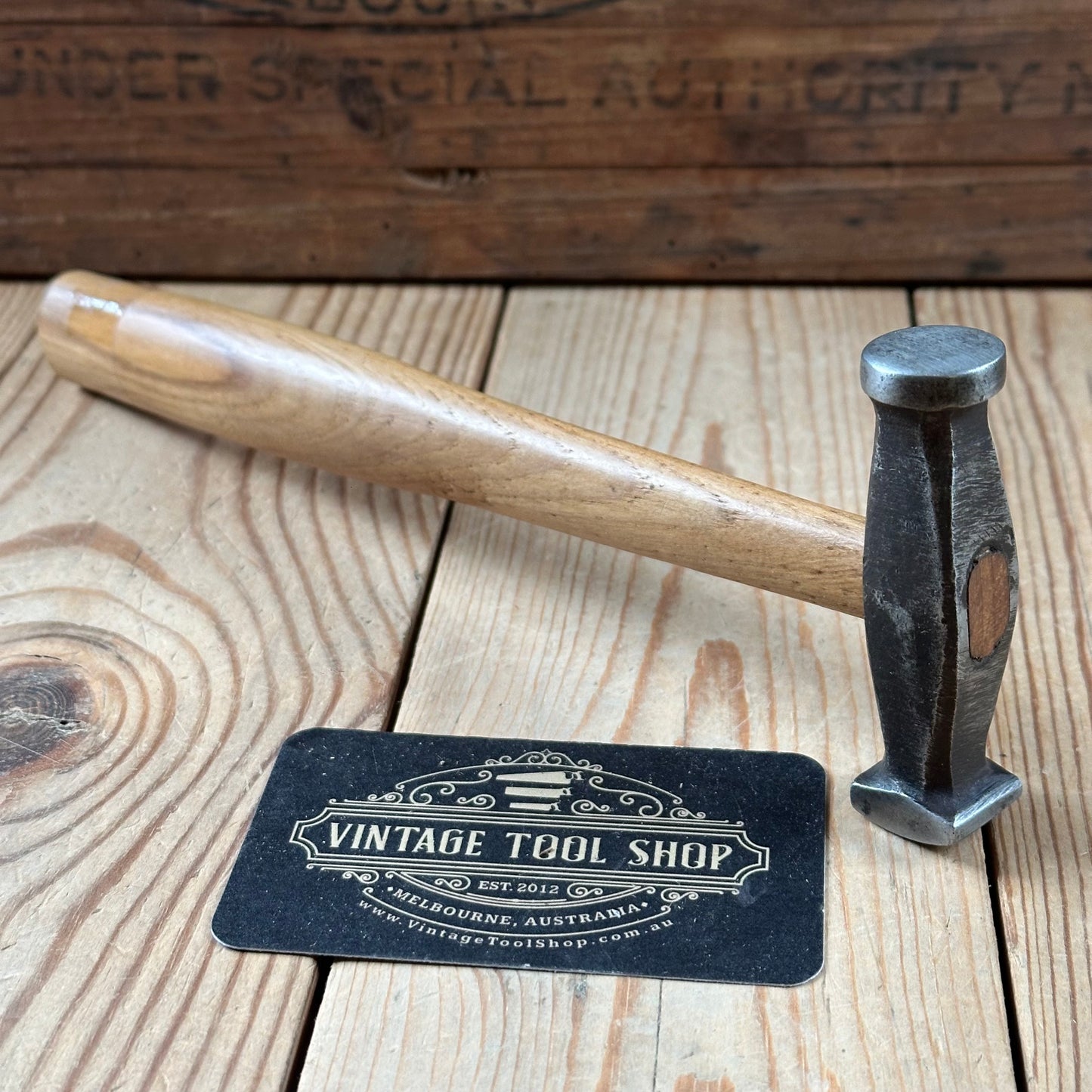 D1834 COOL! Vintage small jewellers Metalwork HAMMER