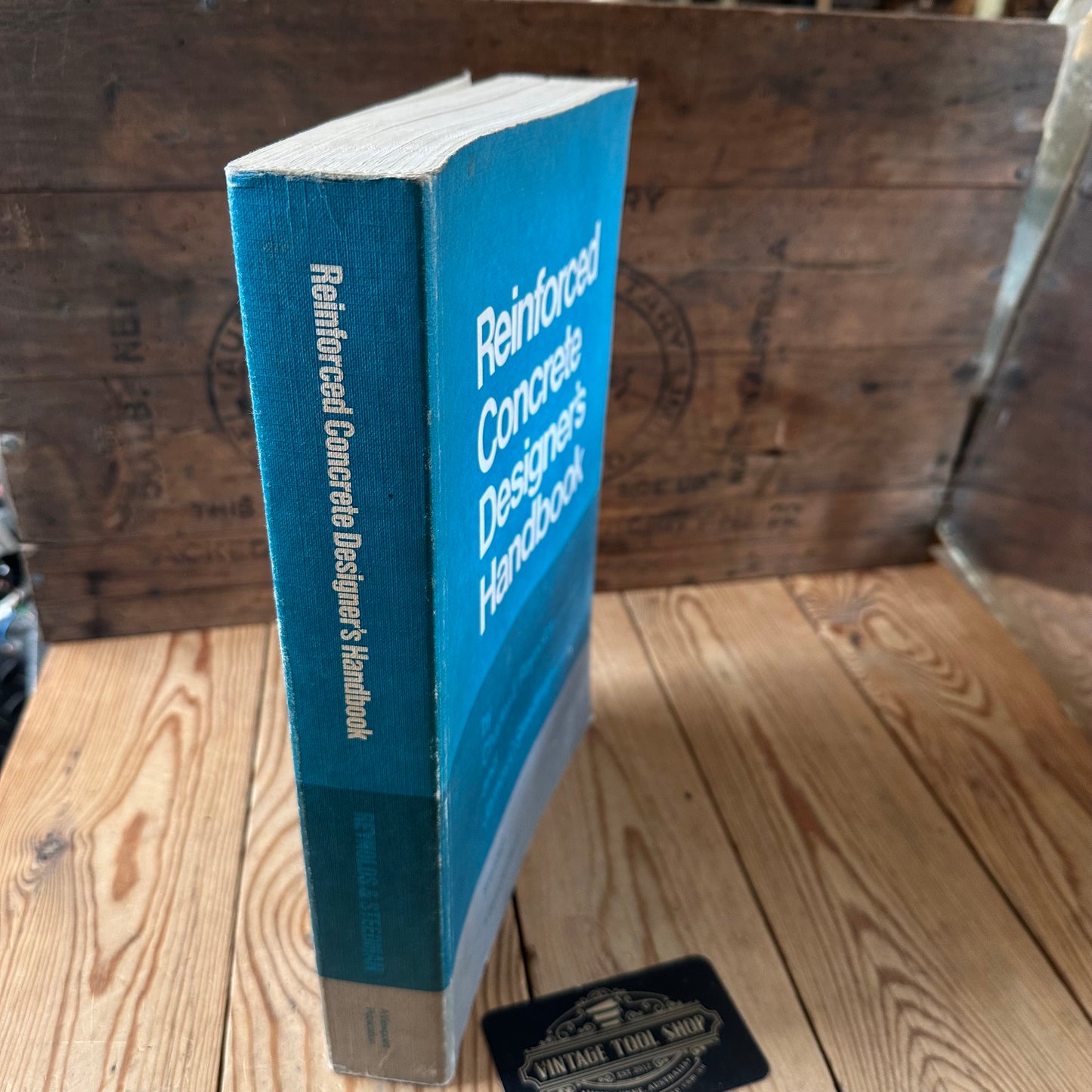 XBN81 Vintage 1981 BOOK Reinforced CONCRETE DESIGNER'S Handbook by C.E.Reynolds & J.C.Steedman