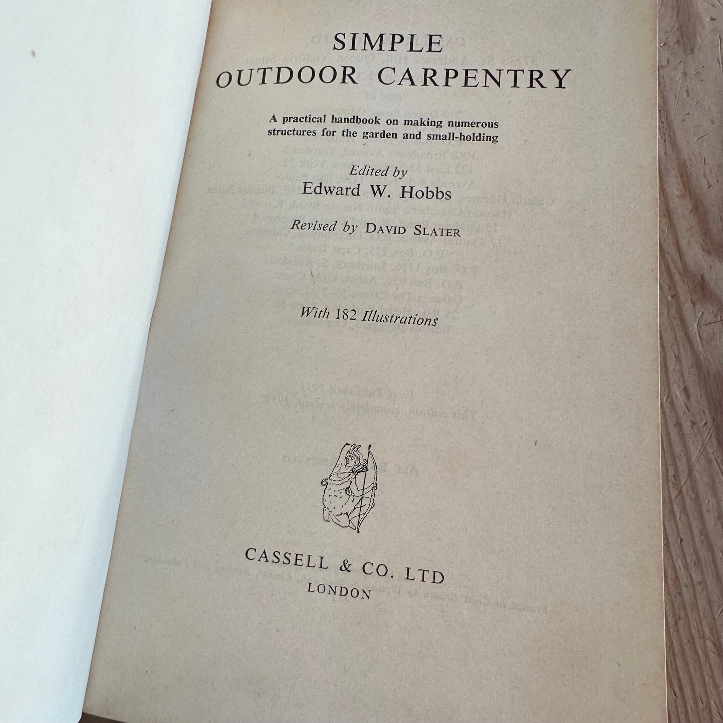 XB1-30 Vintage 1953 SIMPLE OUTDOOR CARPENTEY BOOK by Edward W. Hobbs