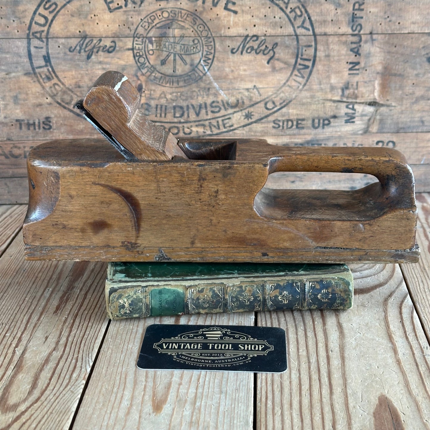 N1906 COOL! Antique French wooden ROMAN Style PLANE