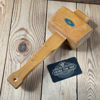 H2583 NICE WEIGHT! Vintage CROWN England CARVERS woodwork MALLET