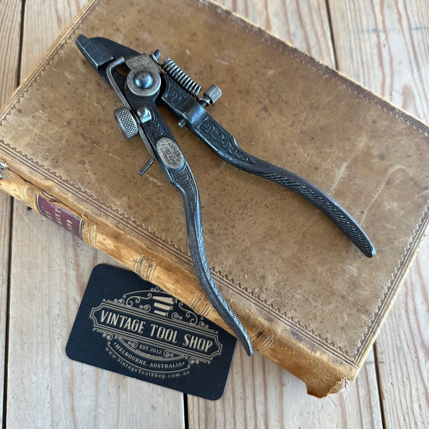 N1530 Vintage AHREM’S GOODLINE Germany ORNATE SAW SET Pliers