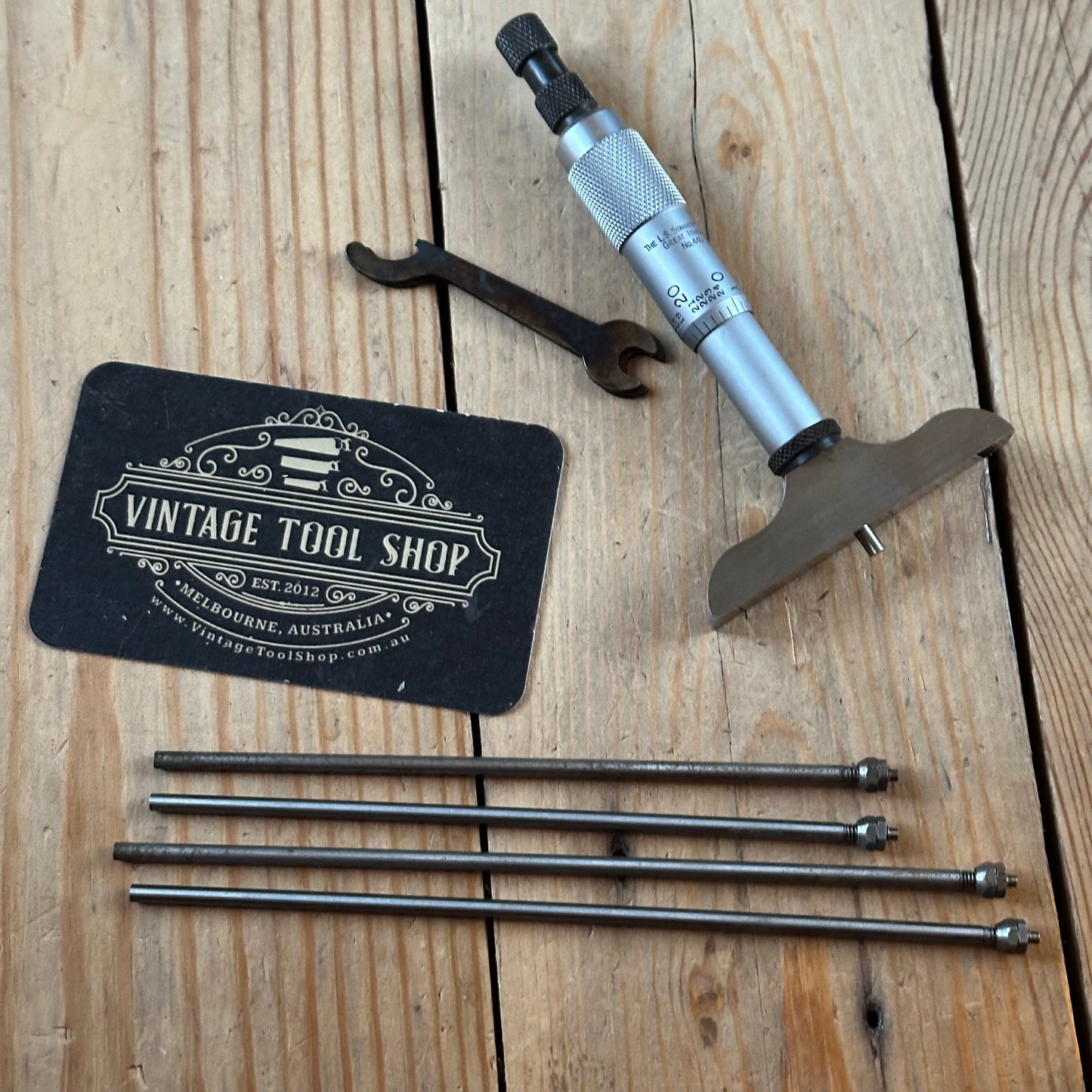 H2484 Vintage STARRETT No:440 DEPTH MICROMETER set IOB