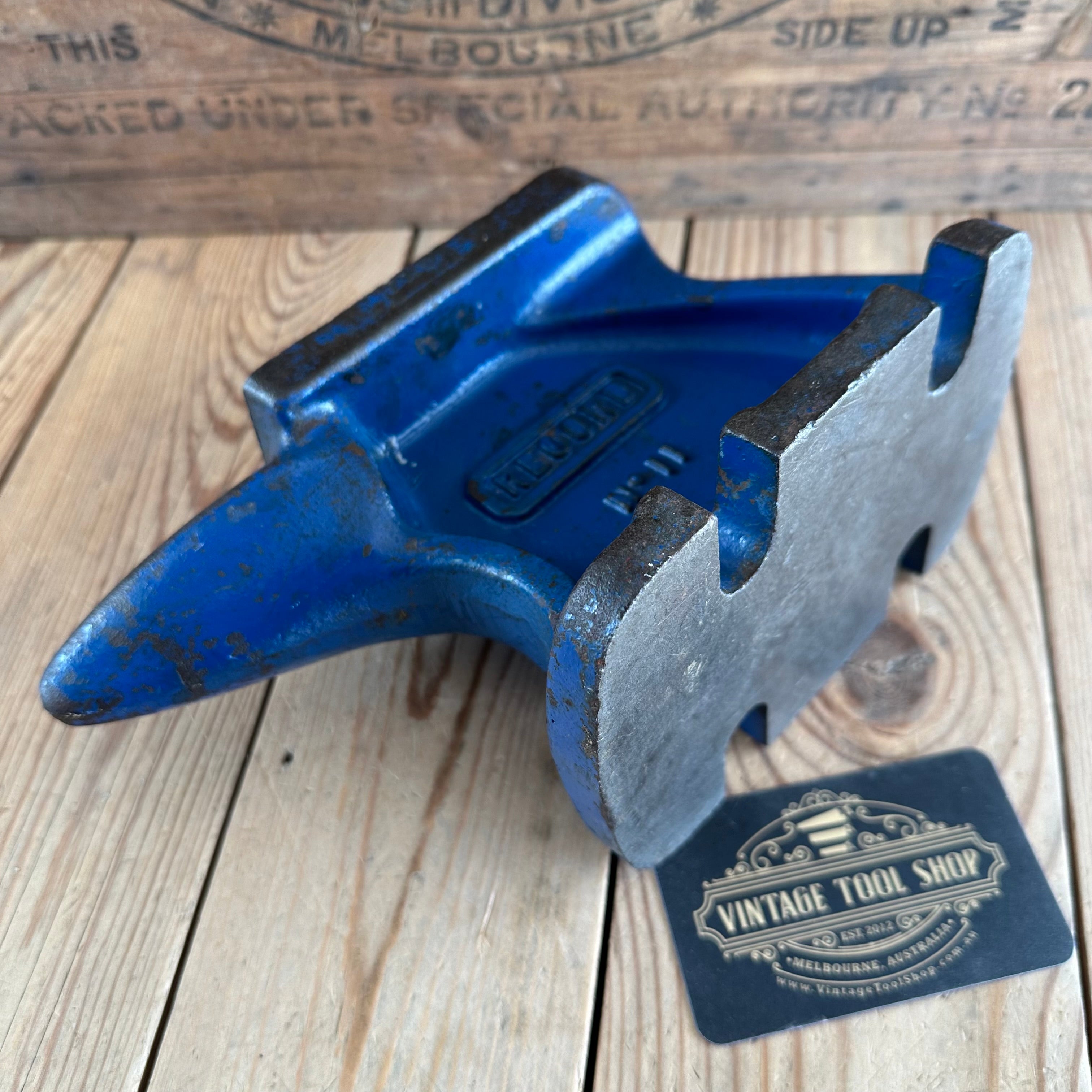 SOLD. H1753 Vintage smaller RECORD England 10lb No.11 blue ANVIL