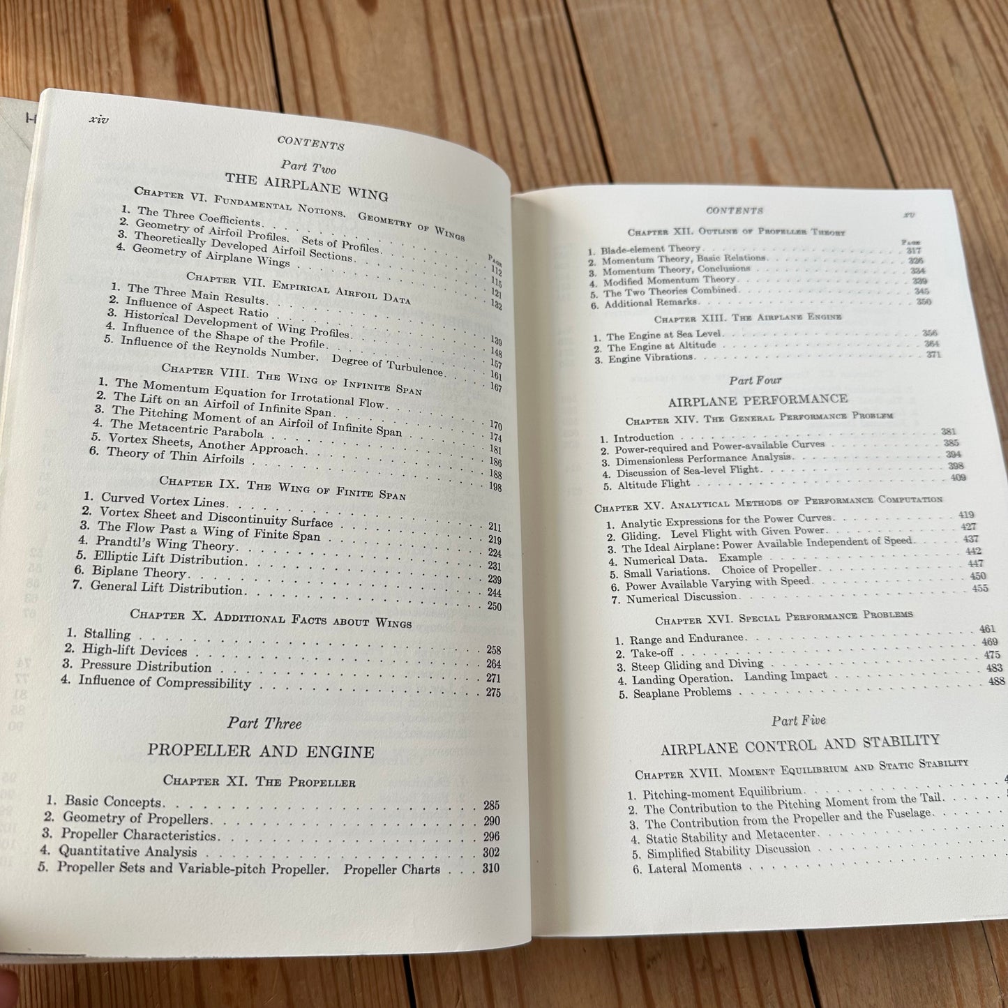 XBN25 Vintage BOOK THEORY OF FLIGHT by R.Von Mises