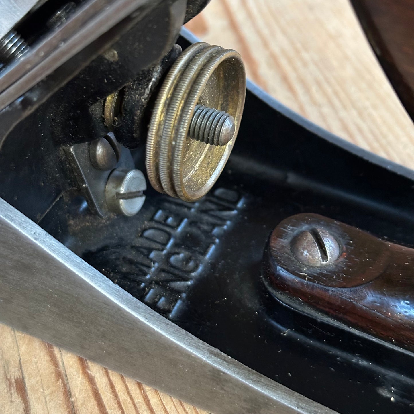 H2487 TIDY! Vintage STANLEY England No.4 1/2 smoothing PLANE IOB