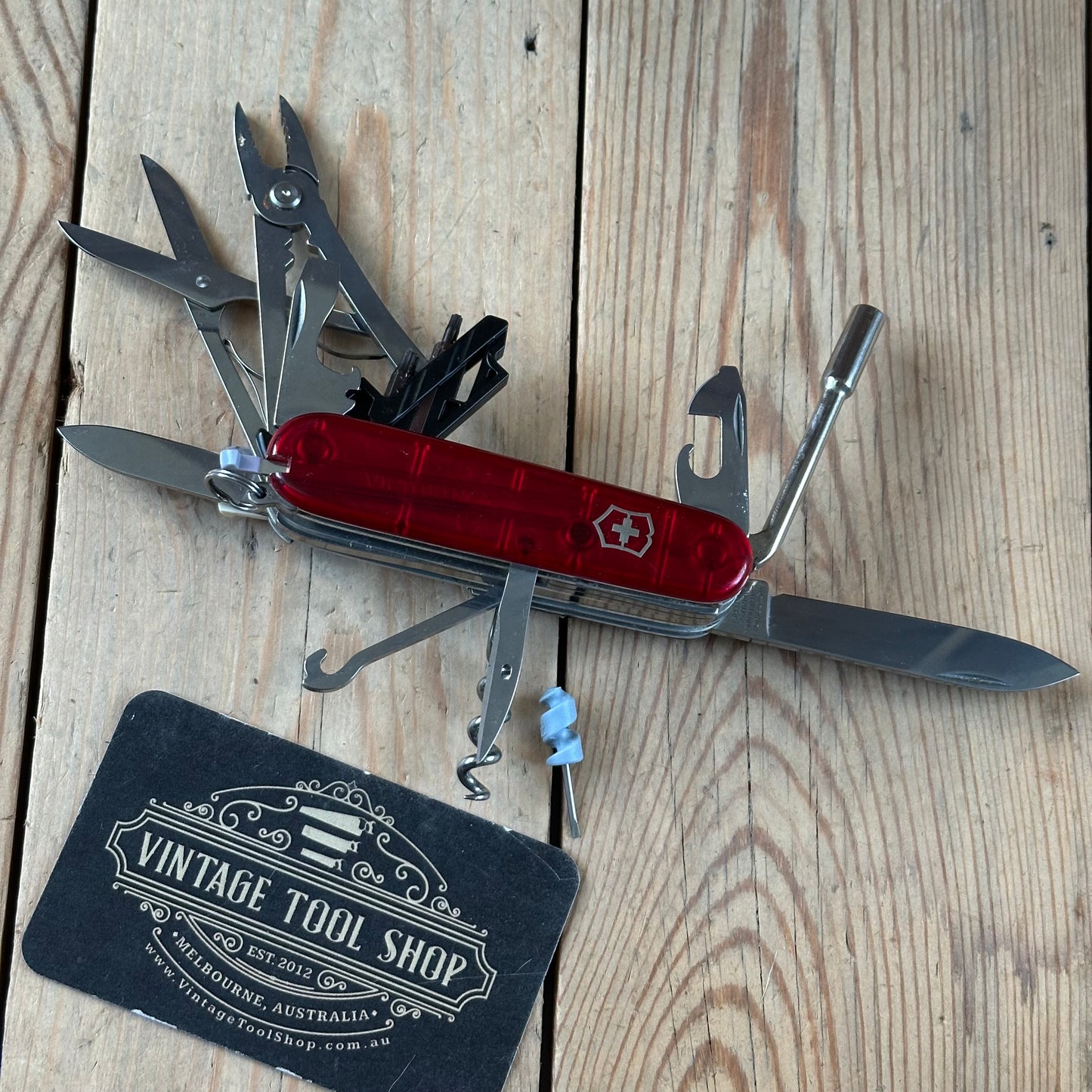 K53 Victorinox CYBERTOOL M SWISS ARMY KNIFE Victorinox