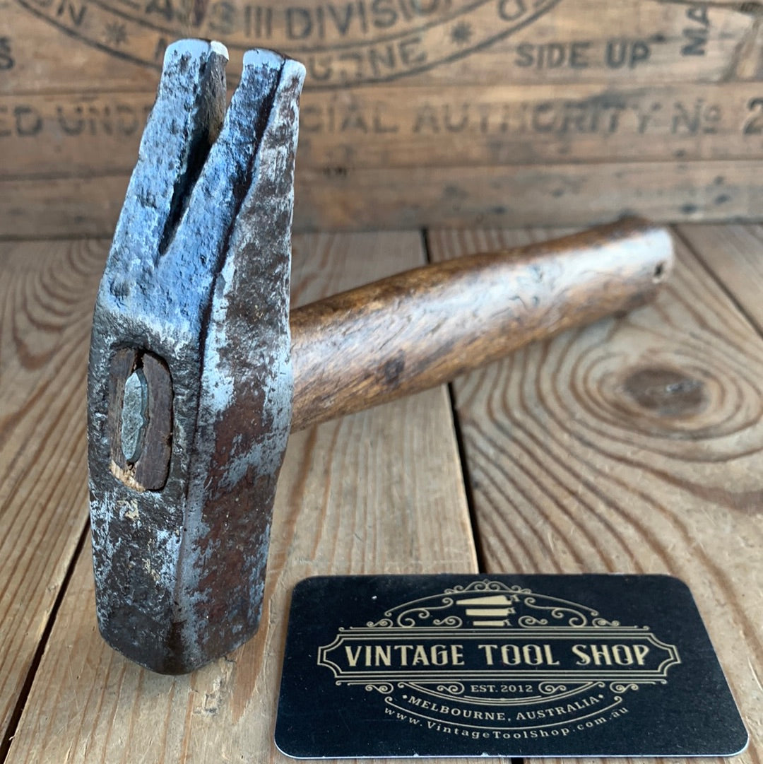 T7494 Vintage Blacksmith made CLAW Hammer