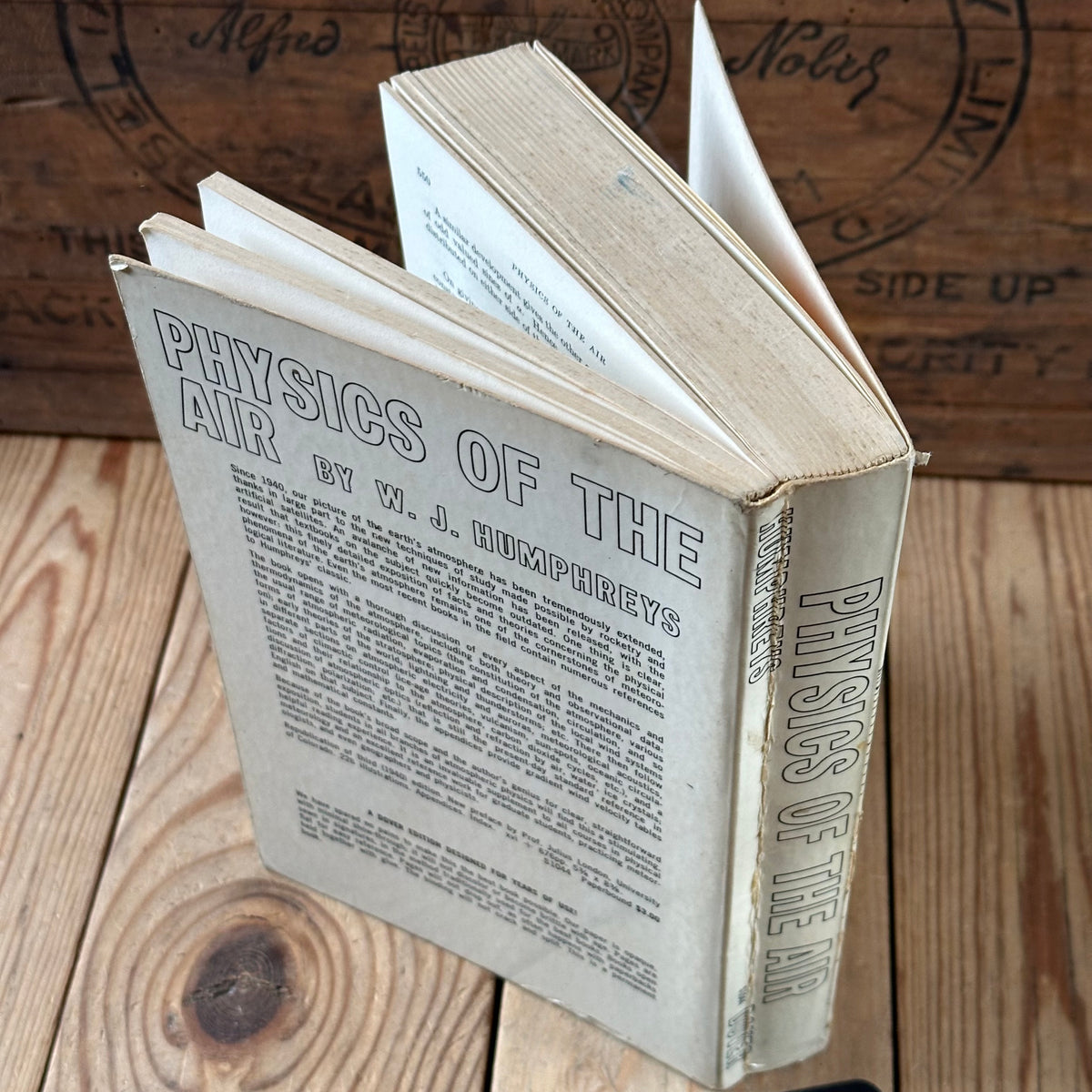 N2016 Vintage 1964 BOOK PHYSICS of the AIR by W.J.Humphreys