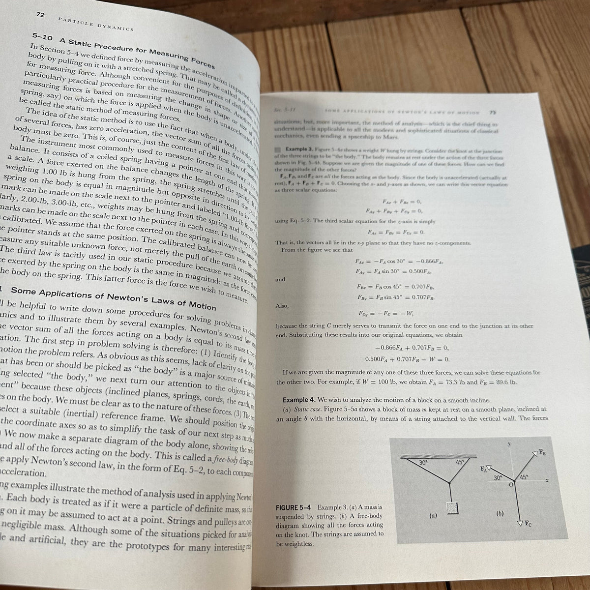 N2049 Vintage BOOK FUNDAMENTALS of PHYSICS revised printing by D.Halliday & R.Resnick