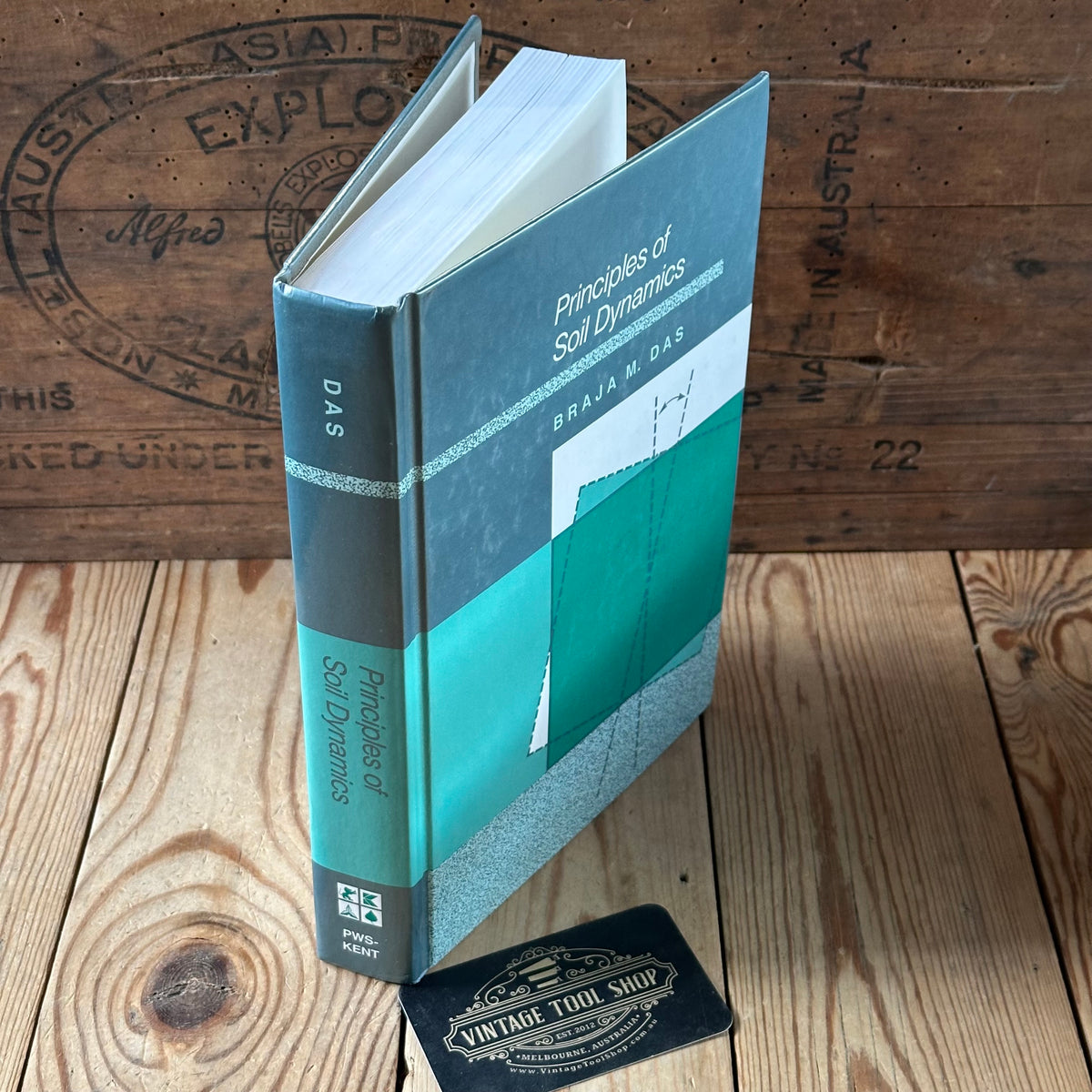 XBN205 Vintage 1992 BOOK PRINCIPLES OF SOIL DYNAMICS by B.M.Das
