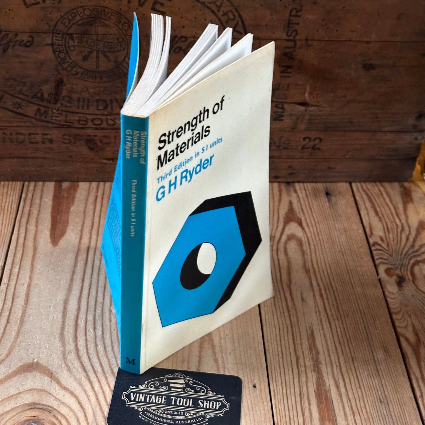XBN20 Vintage 1979 Strength of Materials 3rd Edition BOOK in SI Units by G.H.Ryder