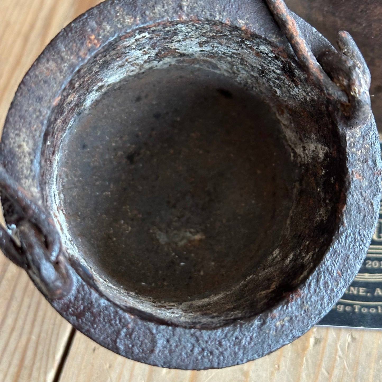 Y1177 Vintage Small CLARK & Co Cast Iron GLUE POT