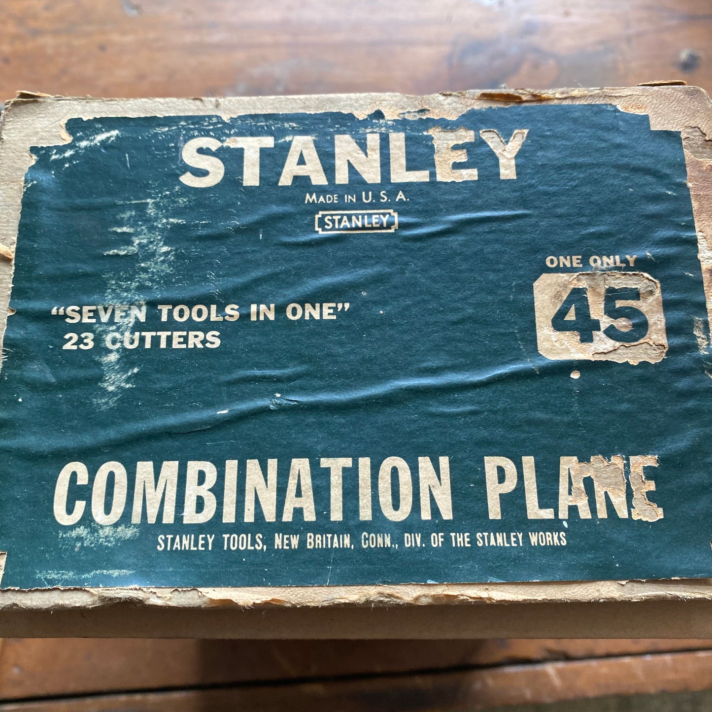 H2385 Vintage STANLEY USA No.45 Combination PLANE with cutters