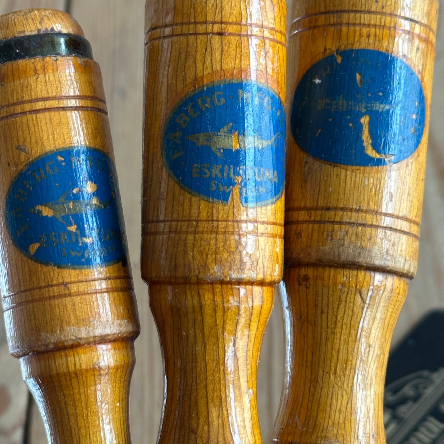 H2361 Vintage set of 6 x E.A. BERG Sweden wooden handled BEVEL CHISELS