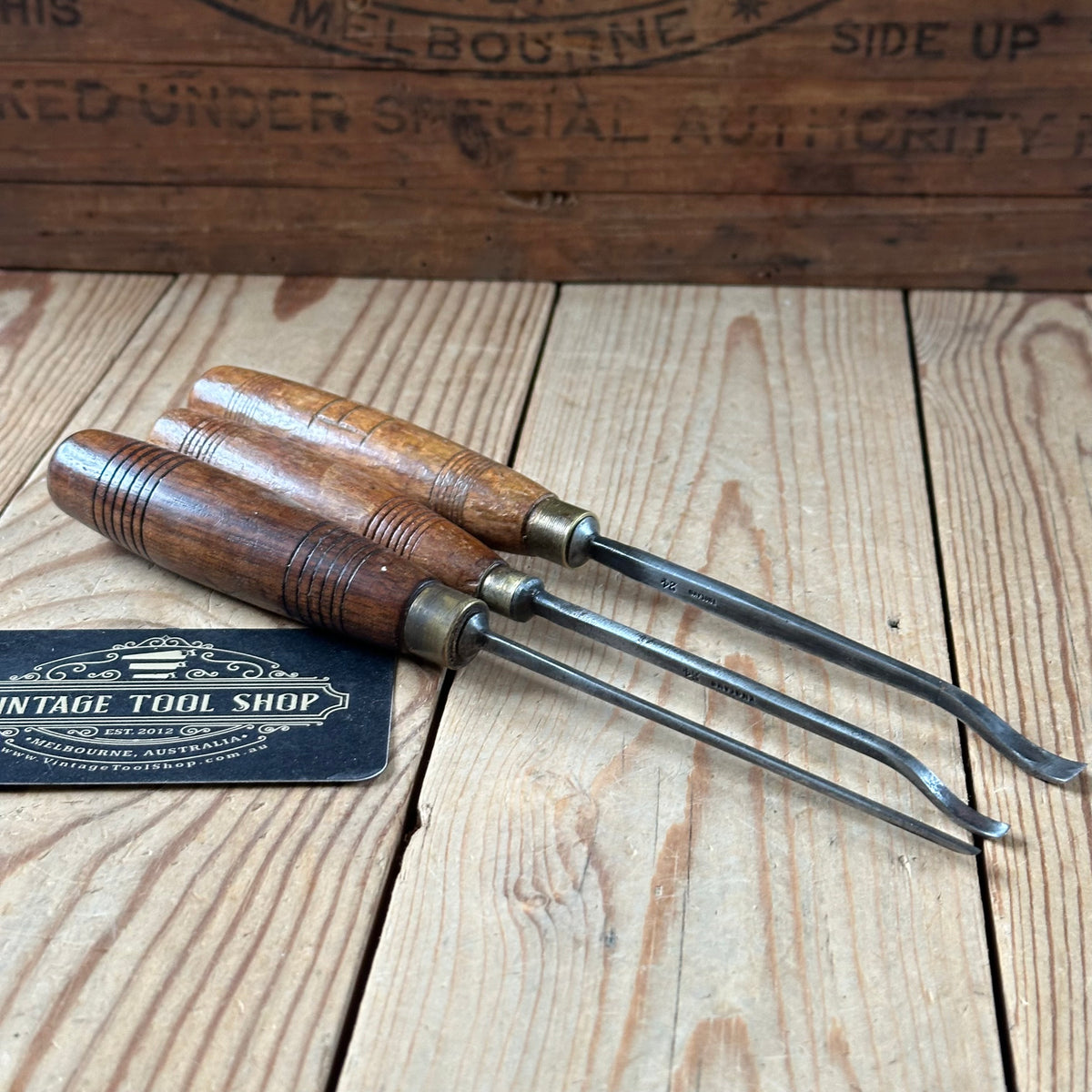 H2604 Vintage 3 x ADDIS England GOUGE CHISEL Carving Set