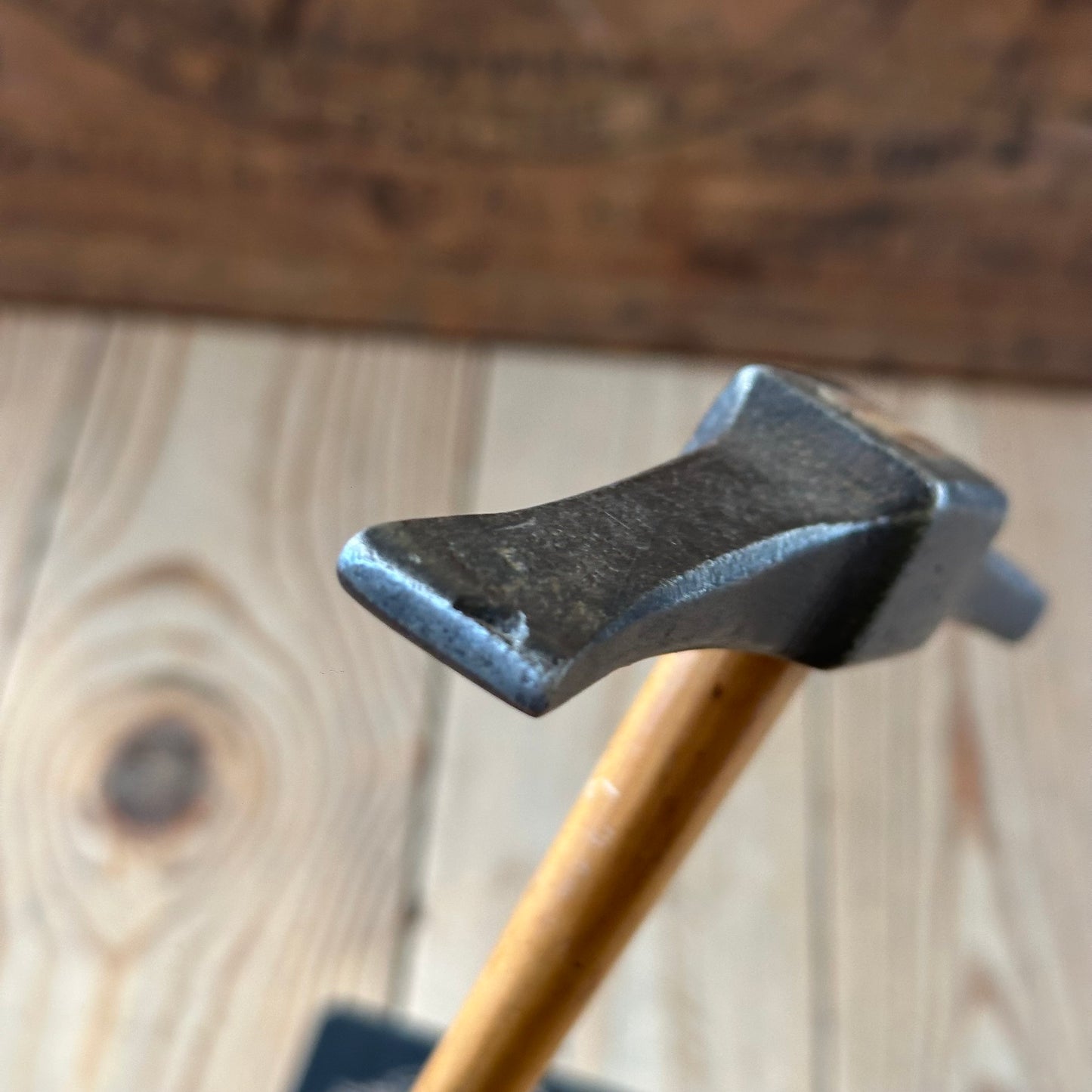 D1832 Vintage DOUBLE FACE Metalworking HAMMER