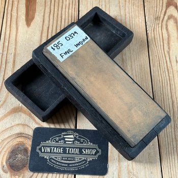 D379 Vintage Fine Norton India sharpening STONE in Mahogany Box
