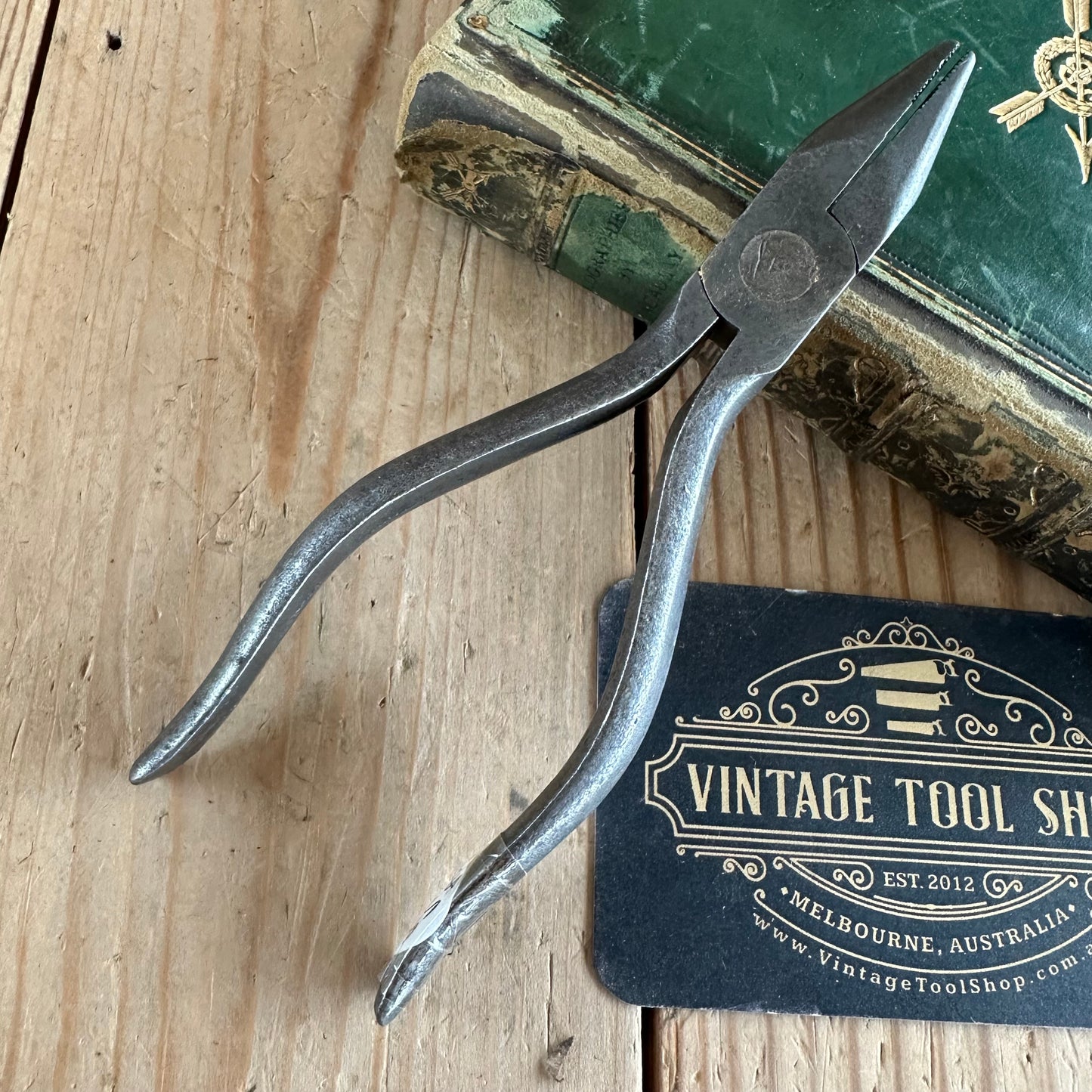 H1787 Vintage ELLIOT LUCAS High Tensile 5.5”PLIERS