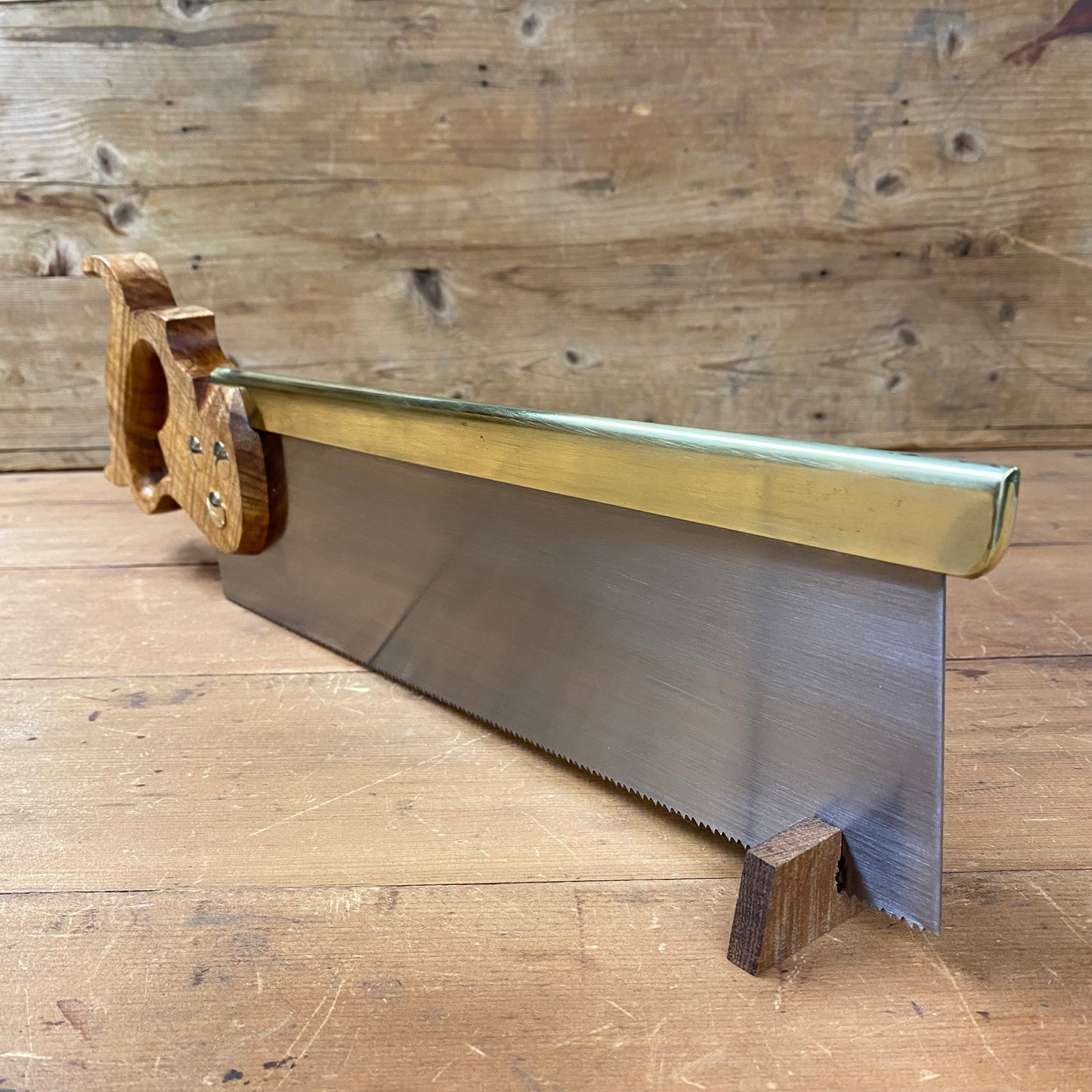 VHS186 HERITAGE SAWS Melbourne 14” KINGSTON 11ppi XCUT Carcass SAW with TASMANIAN BLACKWOOD handle