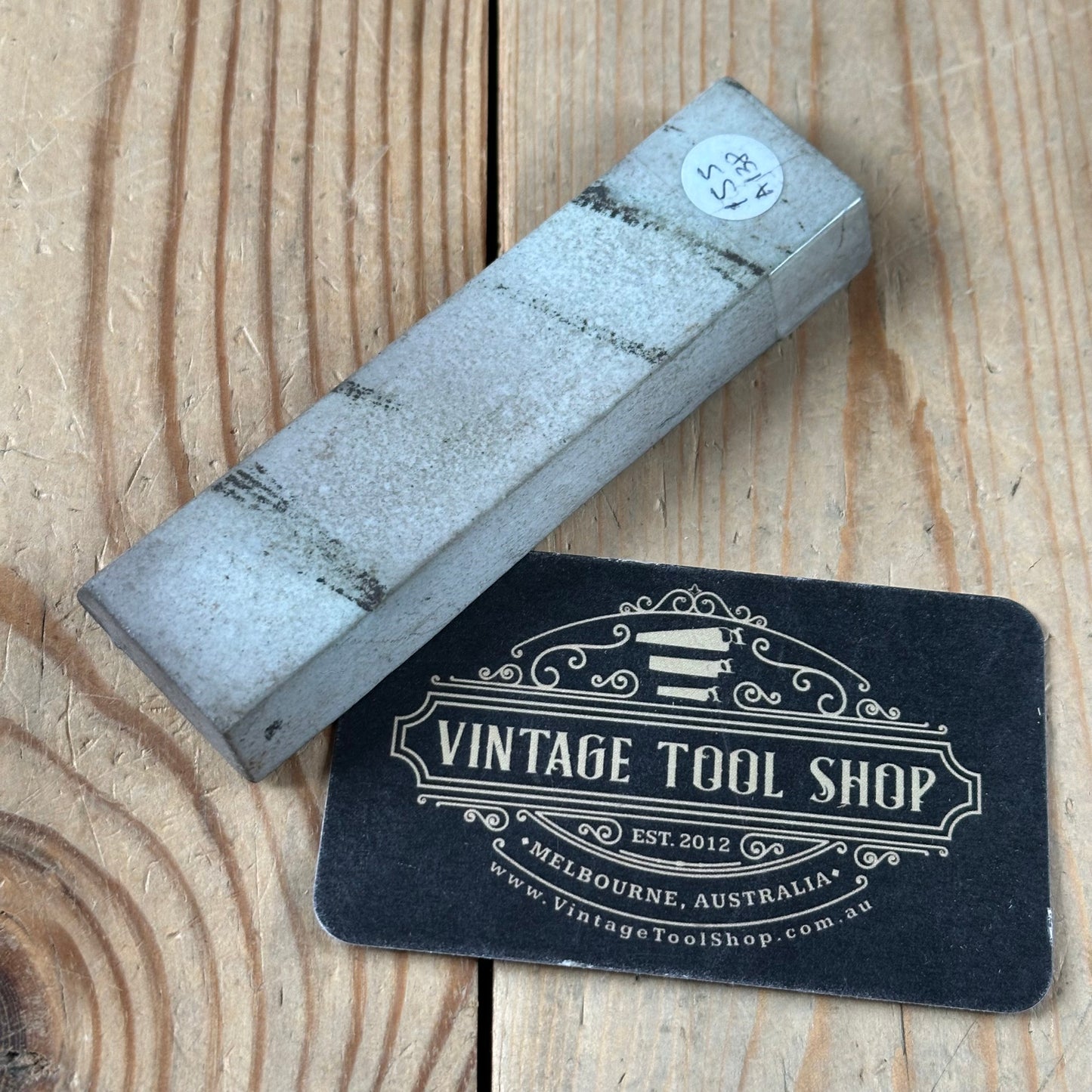A138 Vintage Ceramic abrasive sharpening STONE
