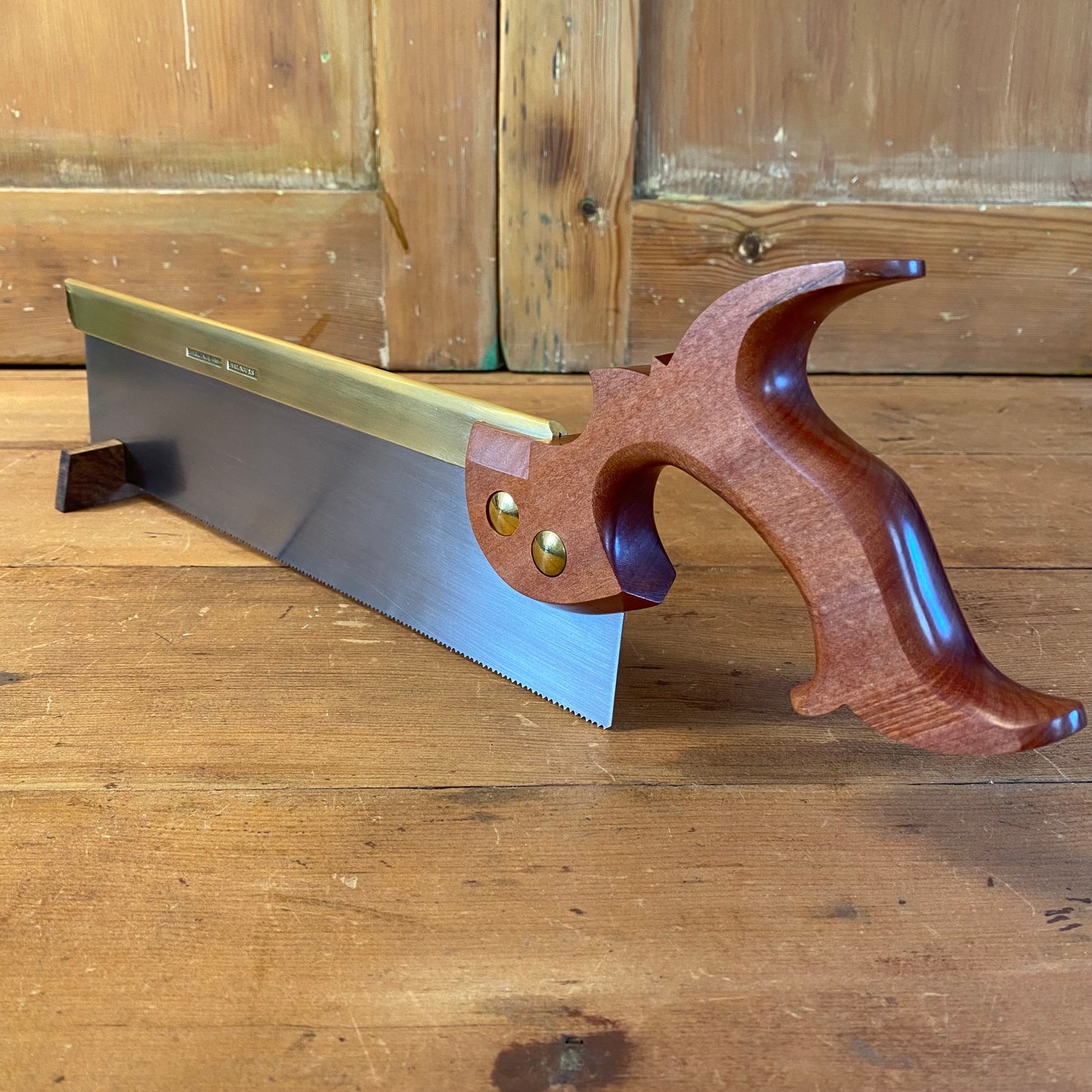 VHS197 HERITAGE SAWS Custom 12” BRUNSWICK model 13ppi CARCASS SAW with TASMANIAN MYRTLE Handle