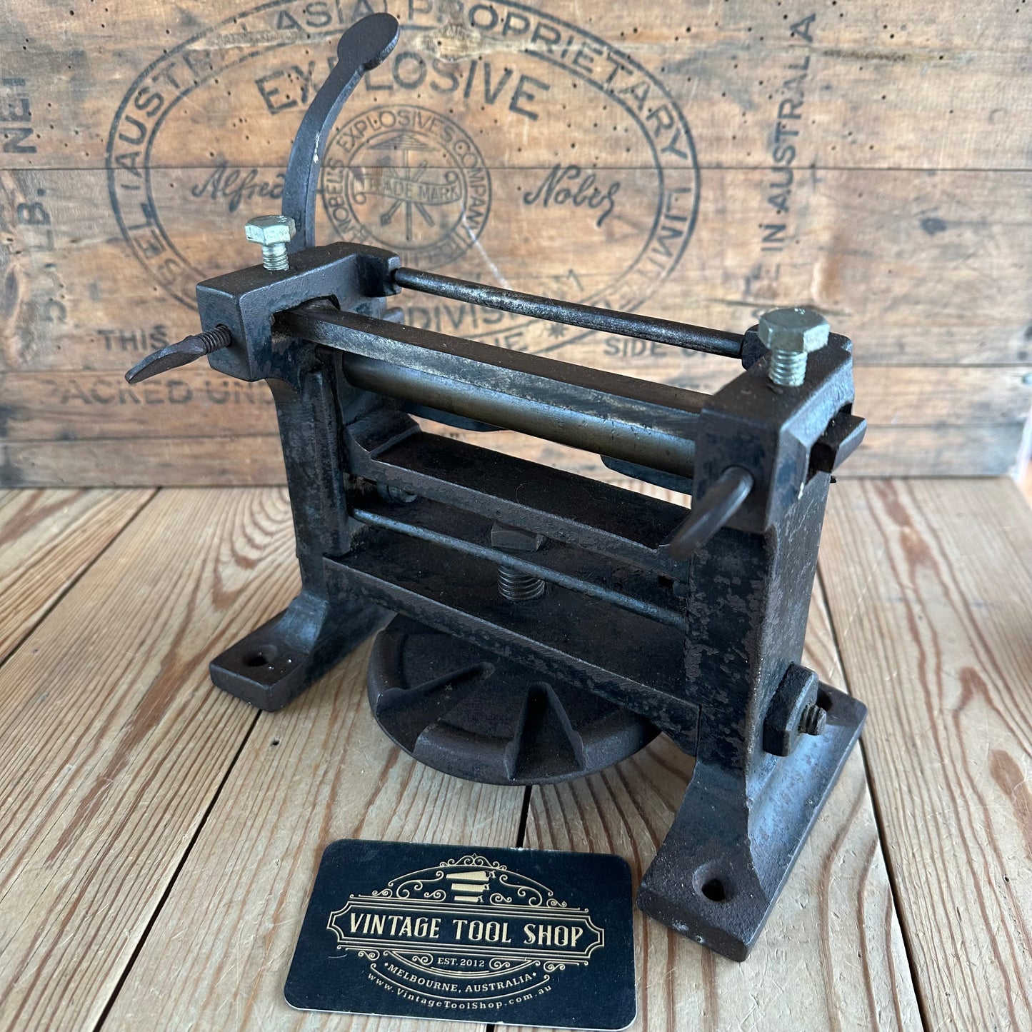 SOLD. H2153 Vintage DIXON England LEATHER SKIVER machine