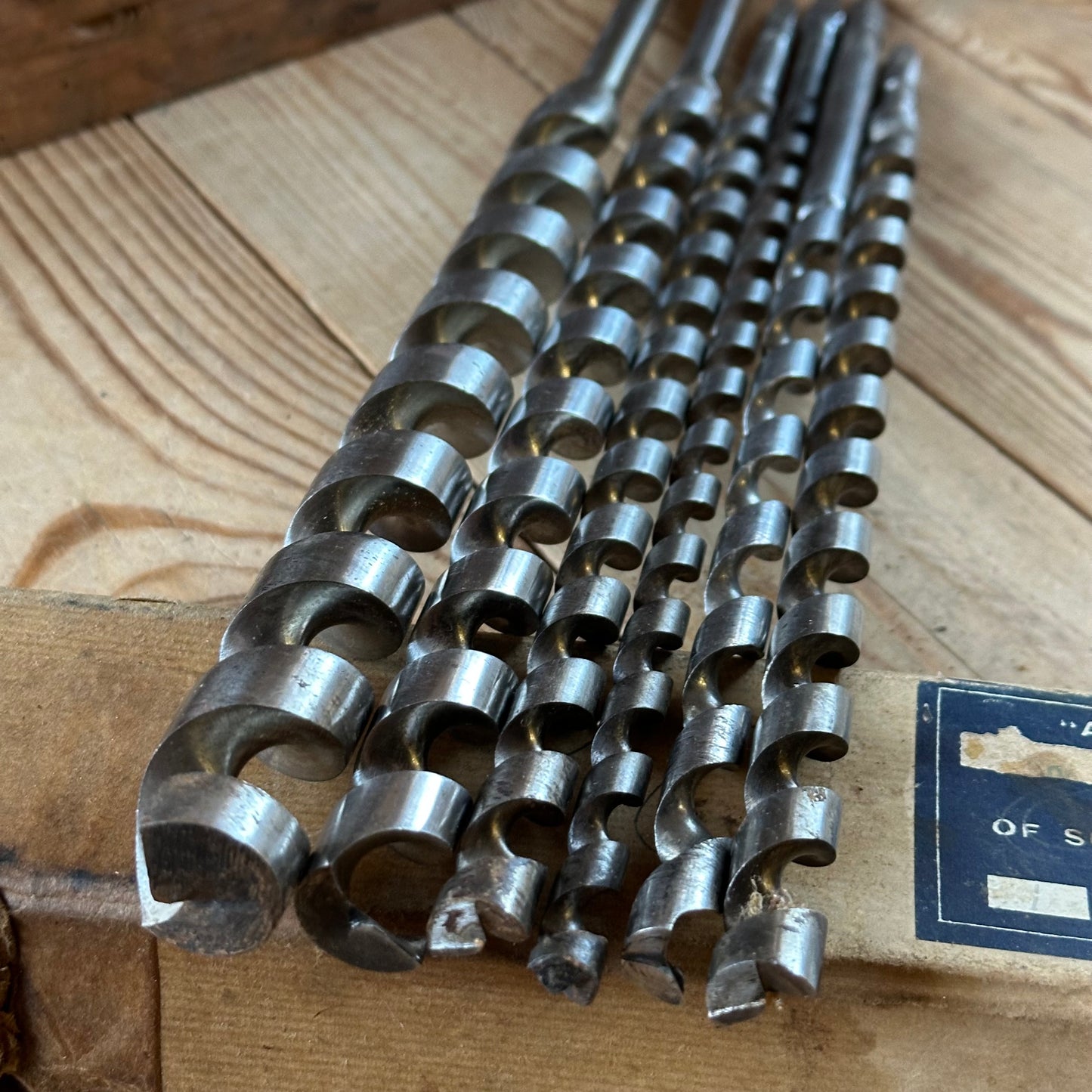 H2498 Vintage set of 6 x FORD PATTERN AUGER BITS IOB by MILLERS FALLS