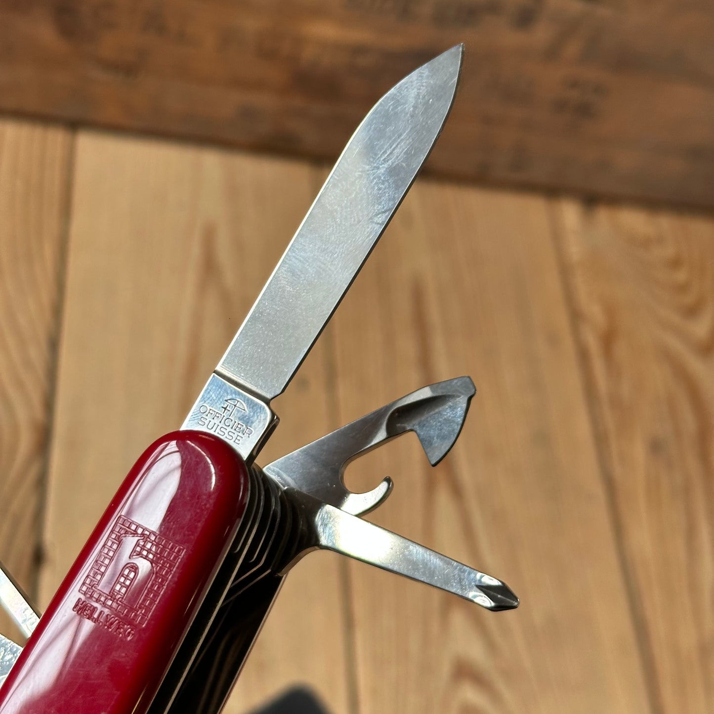 K46 ICONIC! Vintage Victorinox SWISS CHAMP 33 Tool SWISS ARMY KNIFE