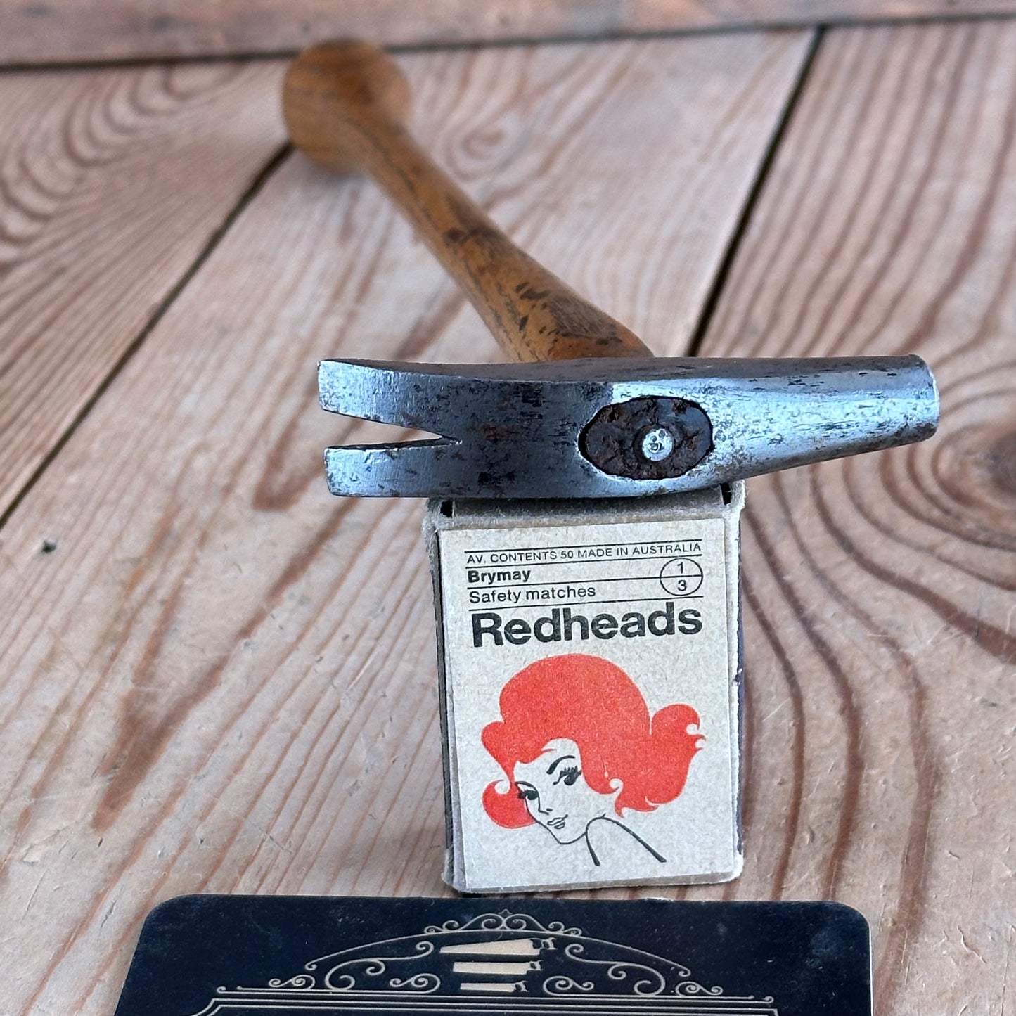 D1771 Vintage small jewellers silversmiths Metalwork HAMMER