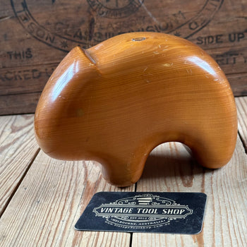 VD2347 COOL! Vintage 1980s Tom Andersen Design Tasmanian HUON PINE wooden large WOMBAT figure HOME DECOR