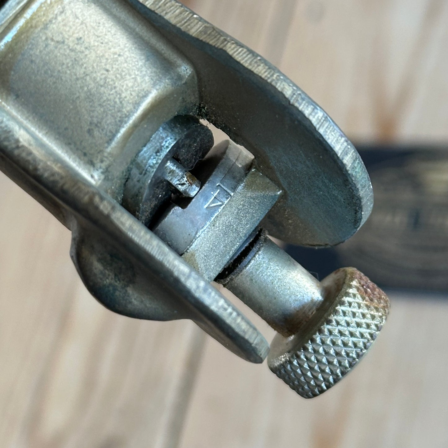 H2171 Vintage ECLIPSE no.77 England Bronze SAW SET