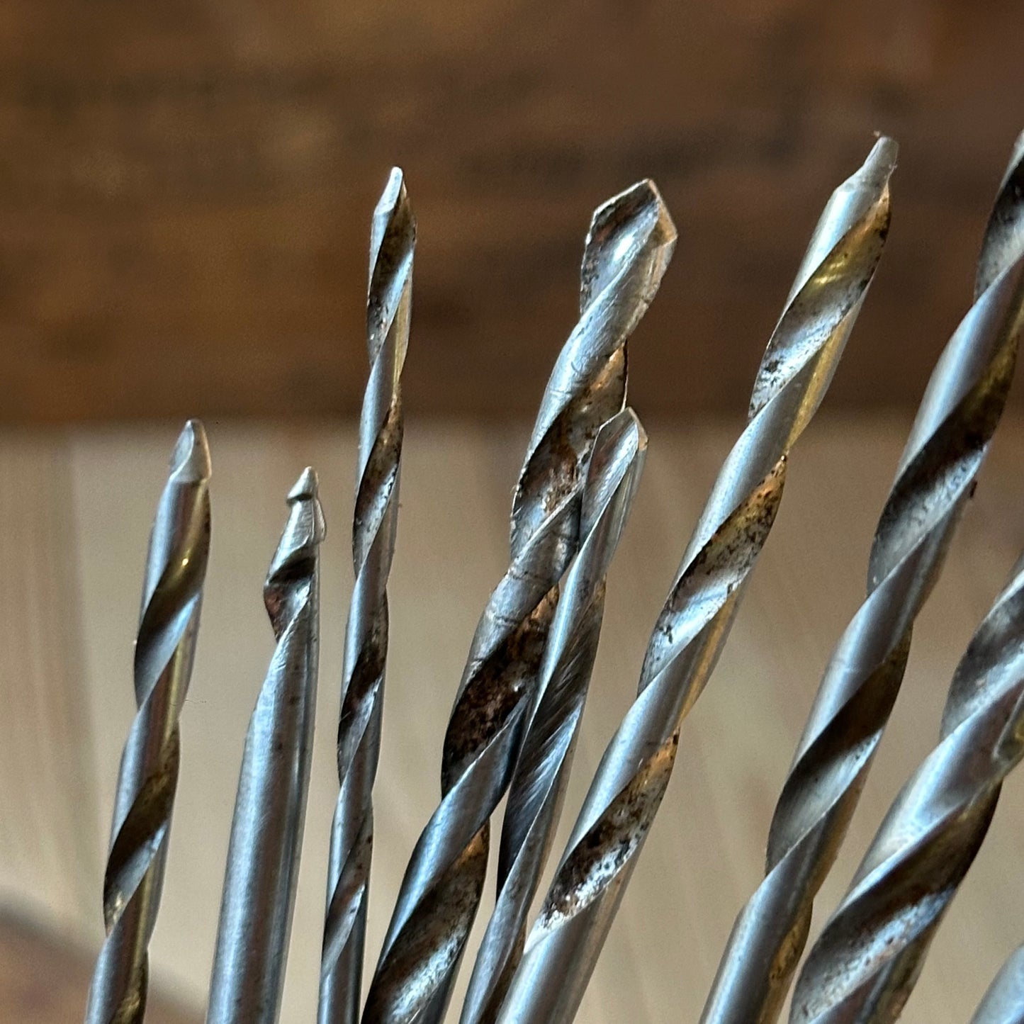H2516 Vintage BOXED mixed set of 10 x CLEVELAND style wood drill BITS brace BIT set