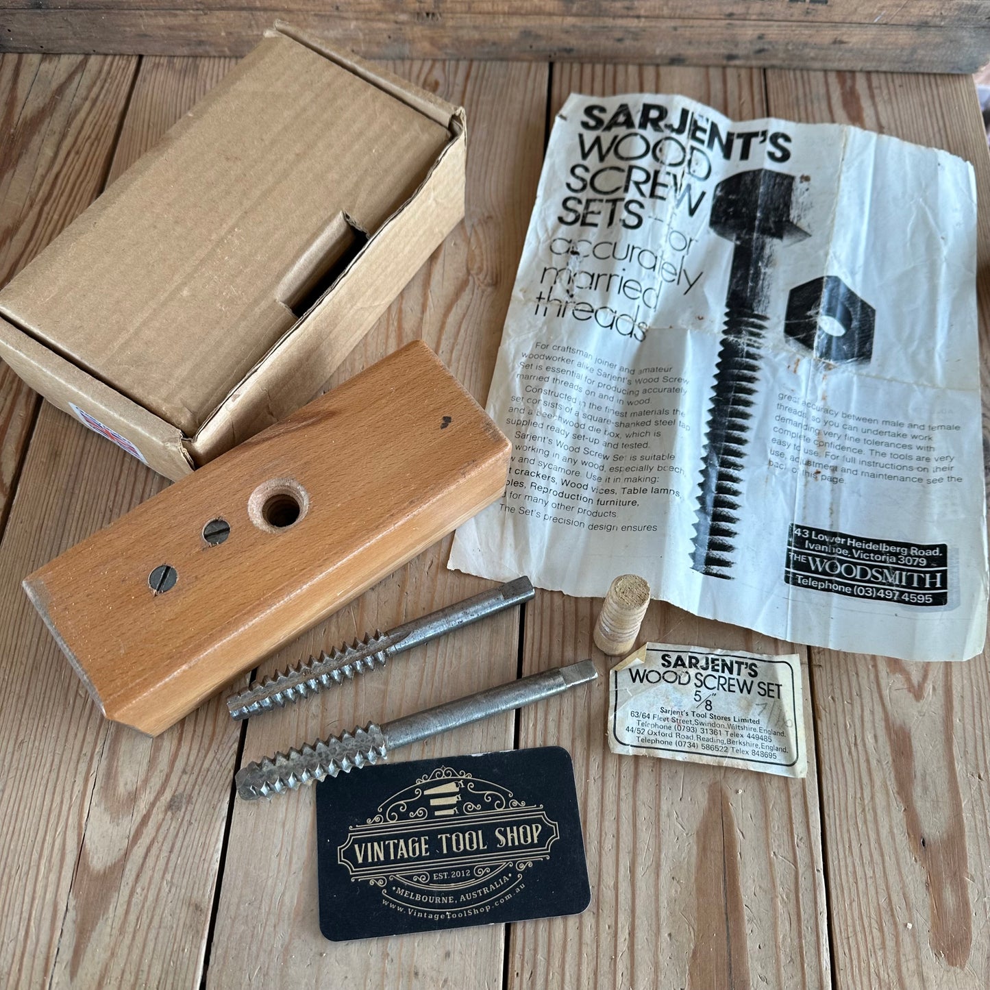 SOLD. H2146 Vintage SARJENT’S England 5/8” 14mm WOODEN SCREW Thread Box CUTTER