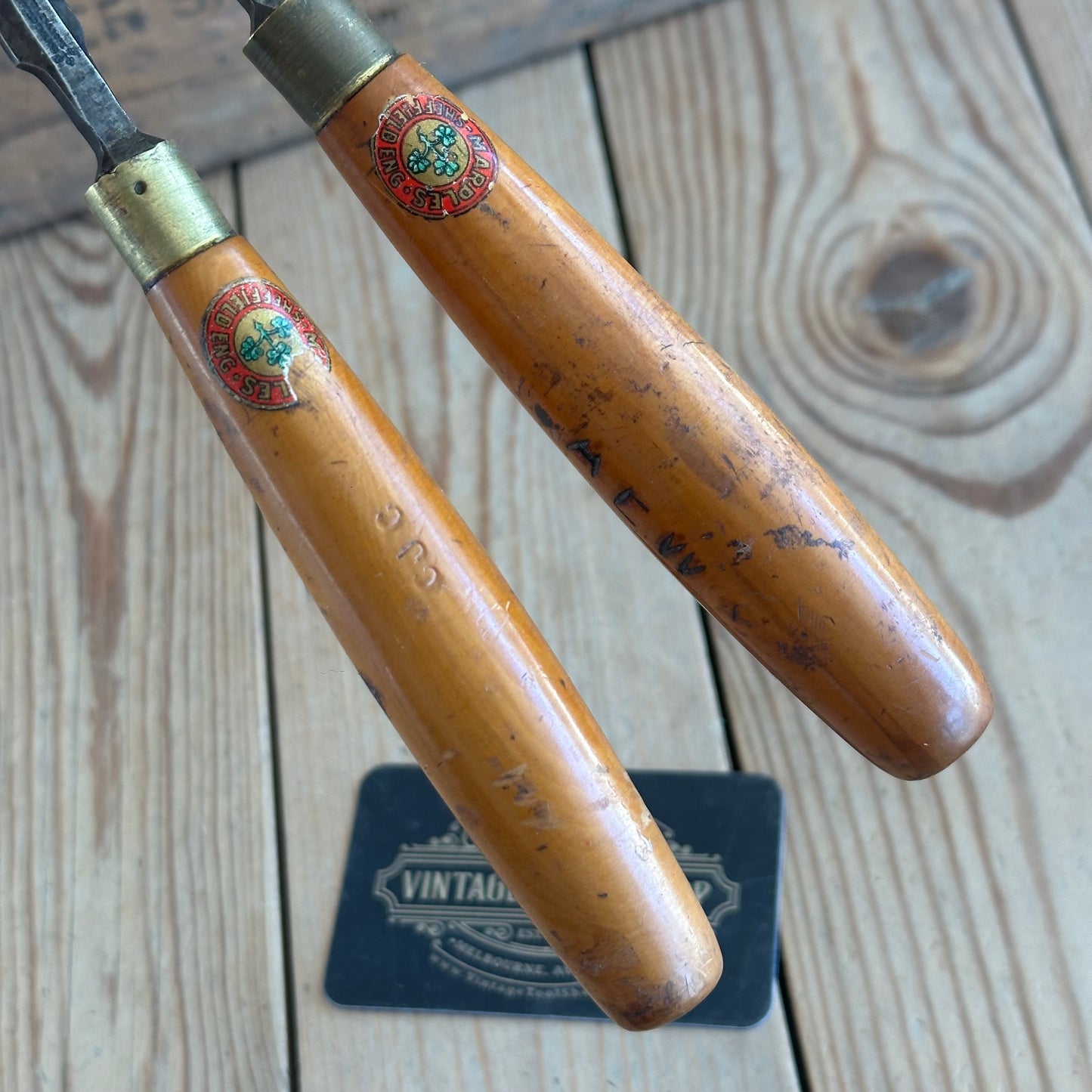 H2004 Vintage 2 x MARPLES England Bevel CHISELS Boxwood Handles