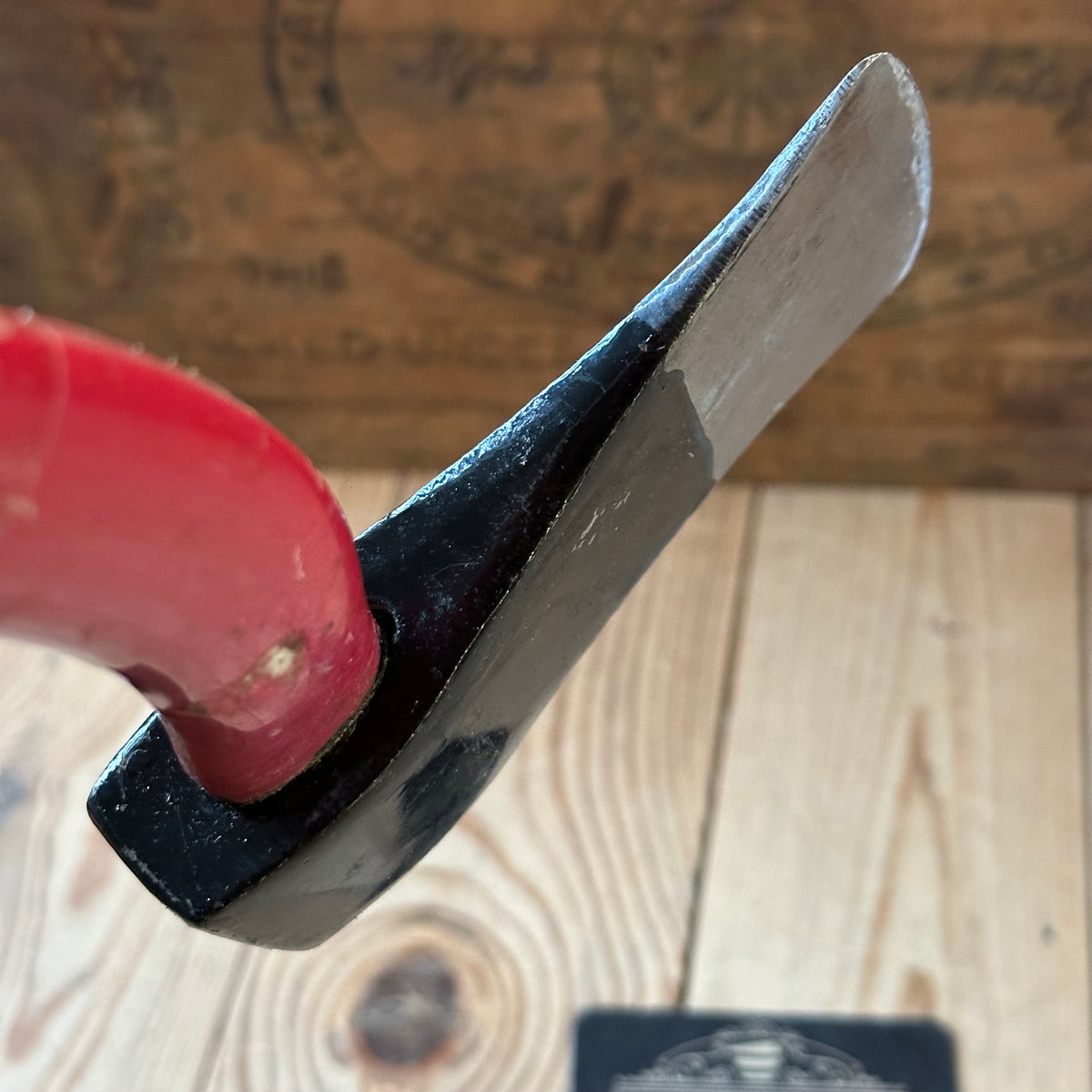 H2468 Vintage BOOMERANG Handle Style HATCHET
