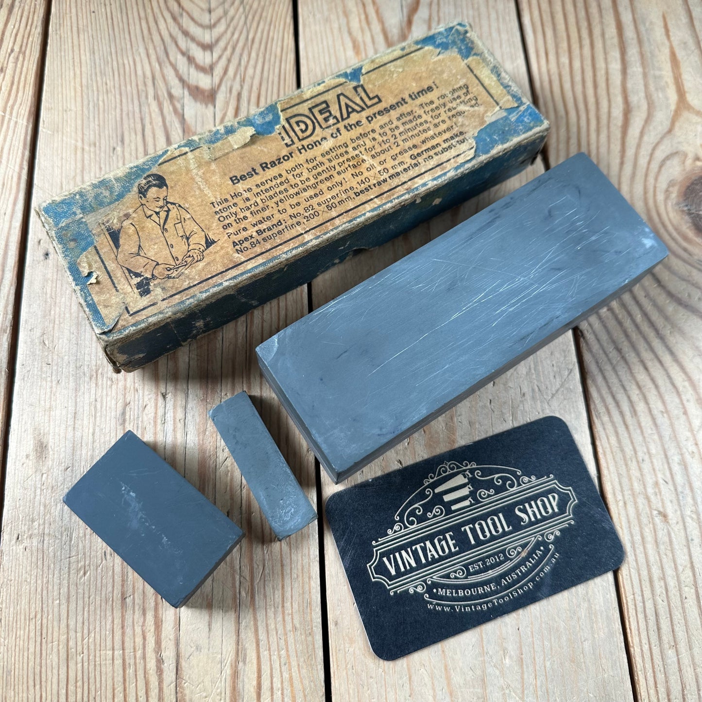 SOLD. A381 Vintage INCREDIBLE! Rare! APEX No:82 Superfine GERMAN Natural THURINGIAN Stone double sided barber razor hone IOB original box