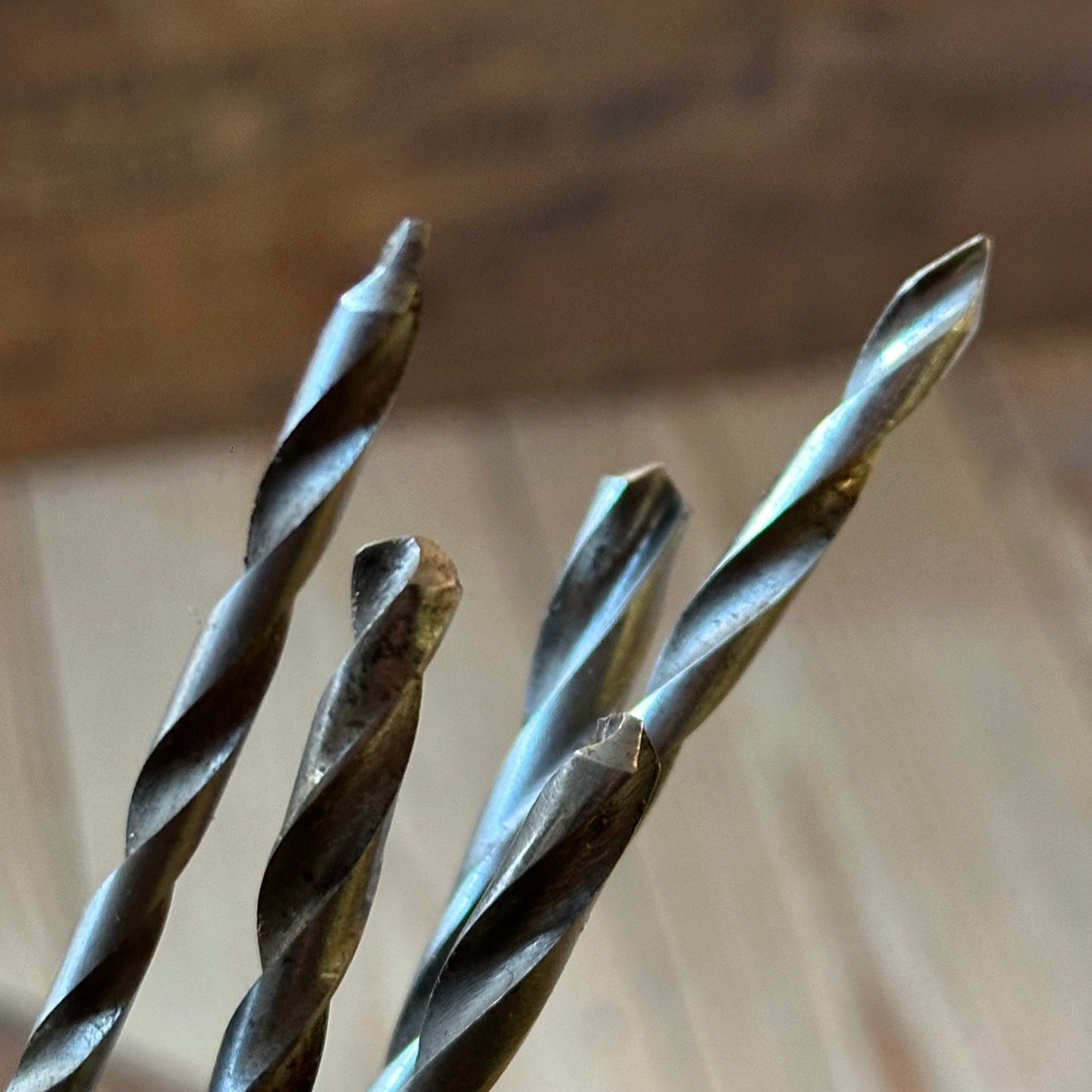 H2516 Vintage BOXED mixed set of 10 x CLEVELAND style wood drill BITS brace BIT set
