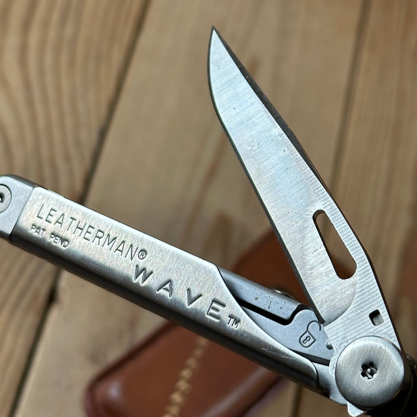 K45 Vintage LEATHERMAN USA WAVE Multi Tool in its Original leather sheath