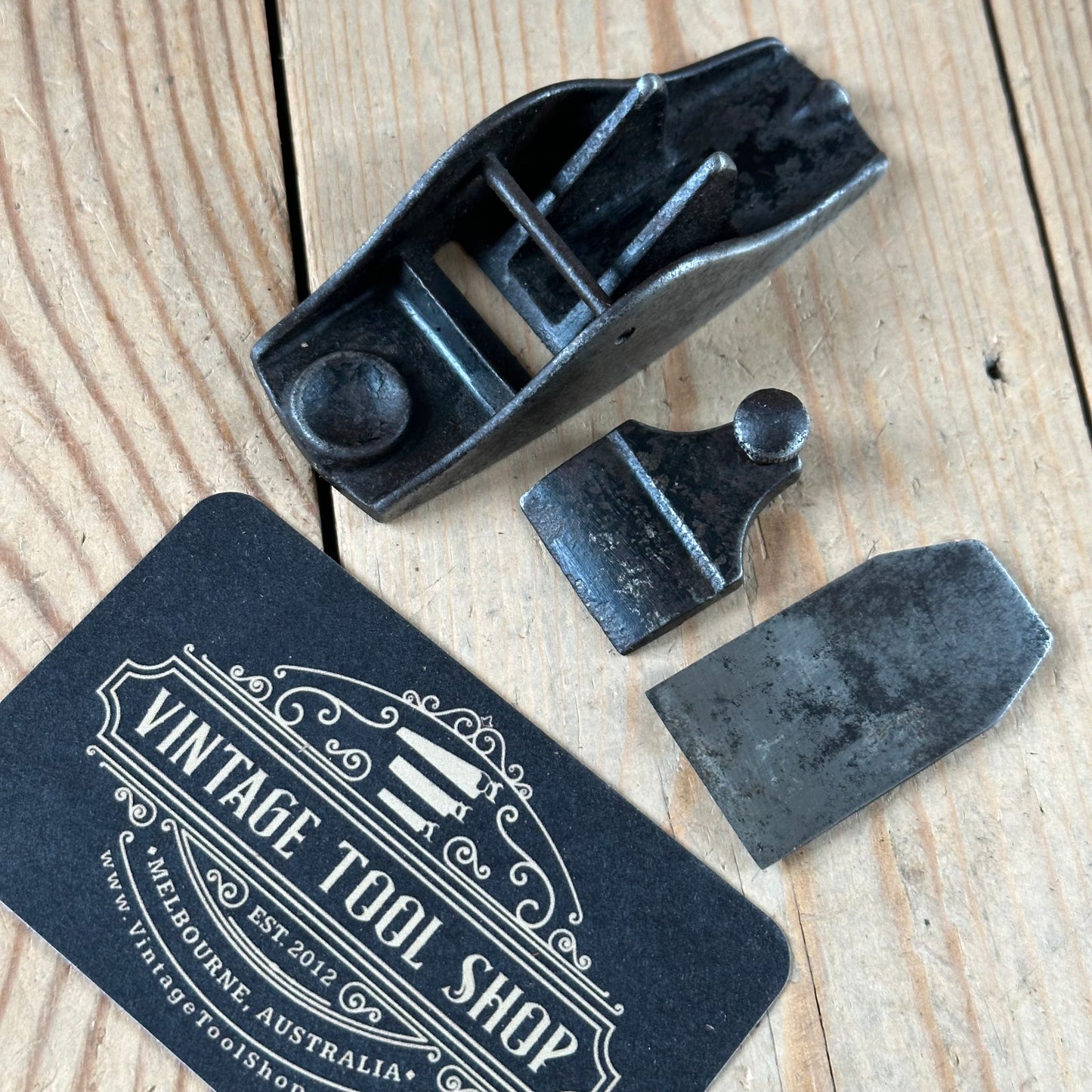 N1784 EARLY! Vintage tiny STANLEY USA No.101 thumb BLOCK PLANE A logo 1867 era!