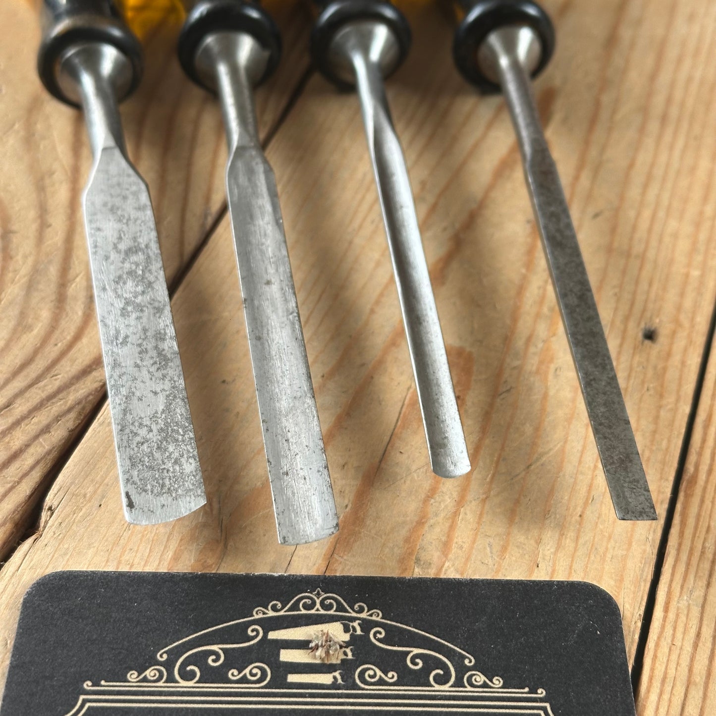 N1766 Vintage 4 x STANLEY Australia chisels
