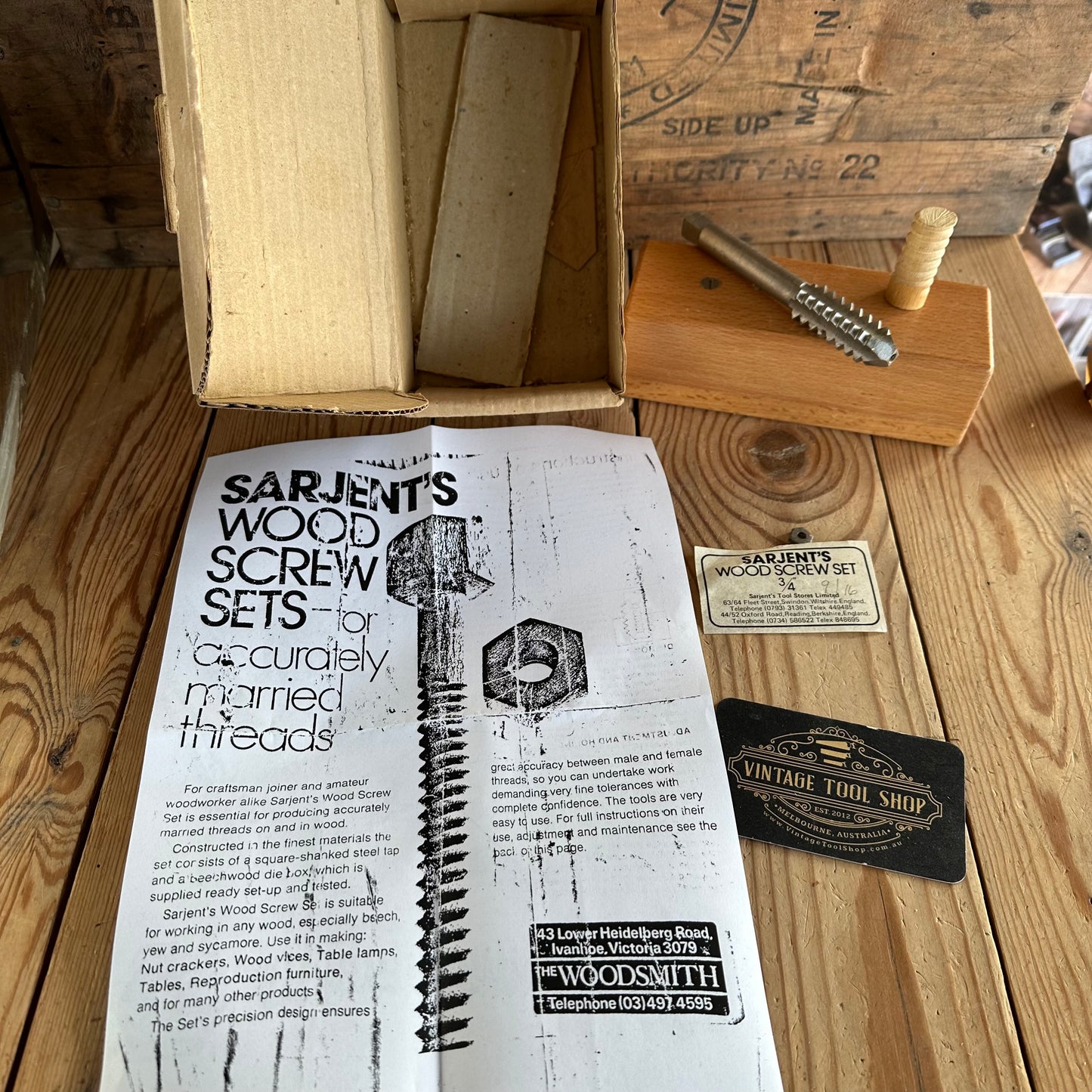 SOLD. H2145 Vintage SARJENT’S England 3/4” 19mm WOODEN SCREW Thread Box CUTTER