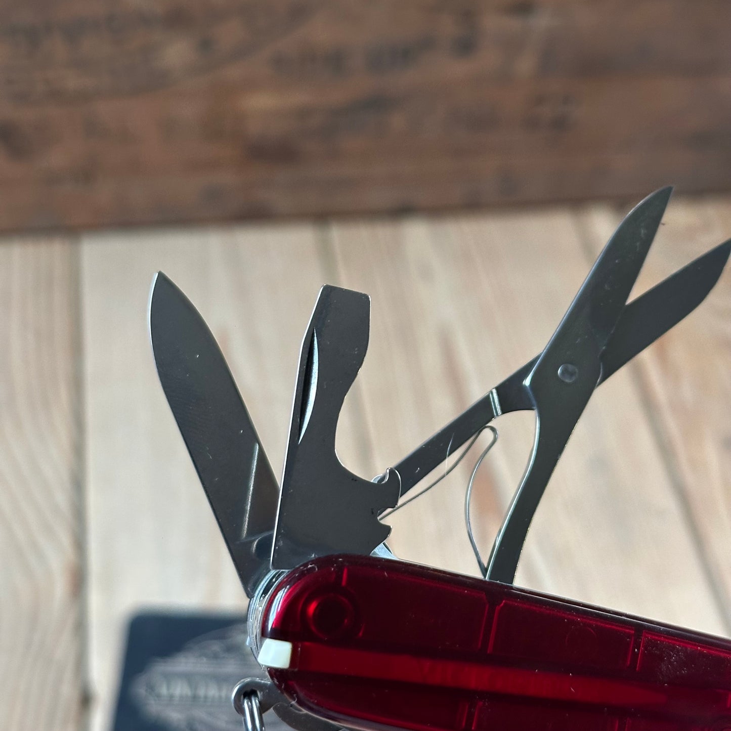 K64 ULTRA RARE! Vintage Collectable Victorinox SWISS FLAME SWISS ARMY KNIFE