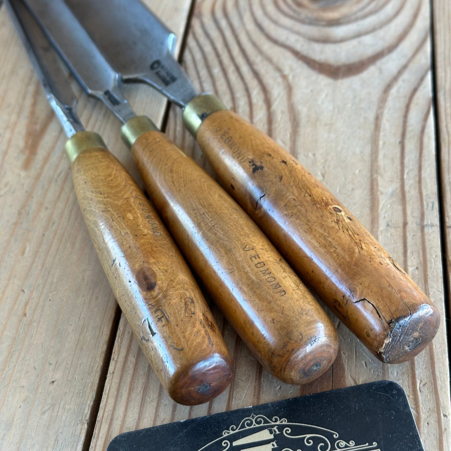 D1916 Vintage 3 x MATHIESON Scotland PARING Gouges CHISELS Boxwood Handles