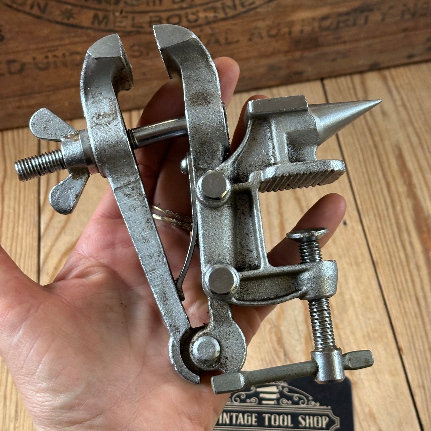 N1781 HANDY! Vintage small BENCH VICE & anvil